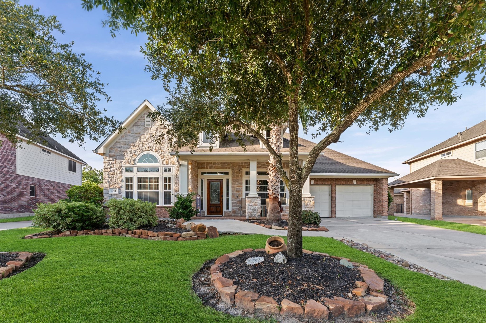 6714 Sage Grass Lane Property Photo 1