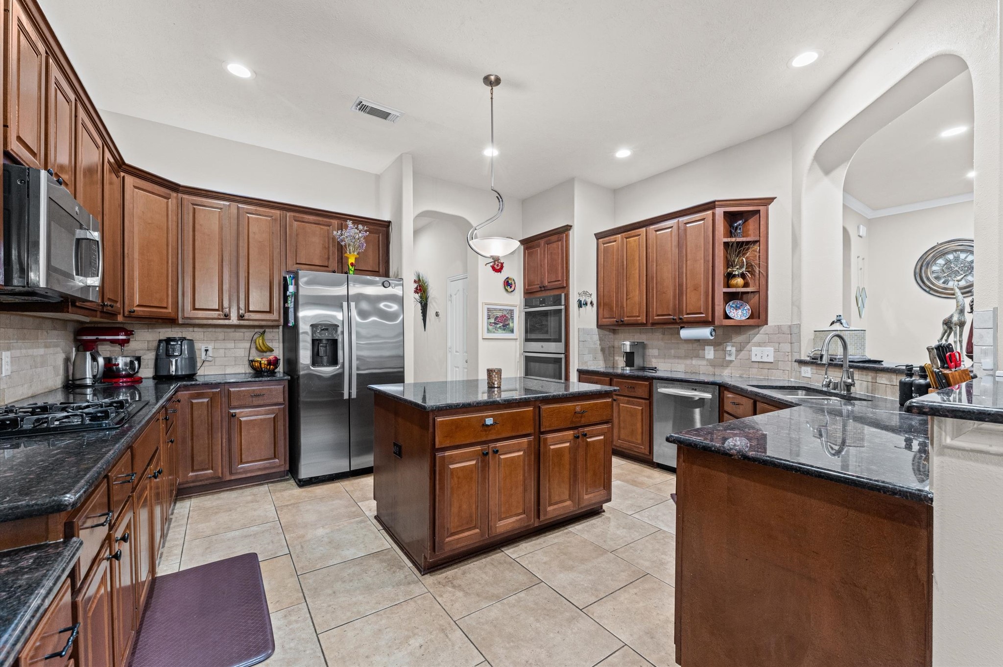 6714 Sage Grass Lane Property Photo 11