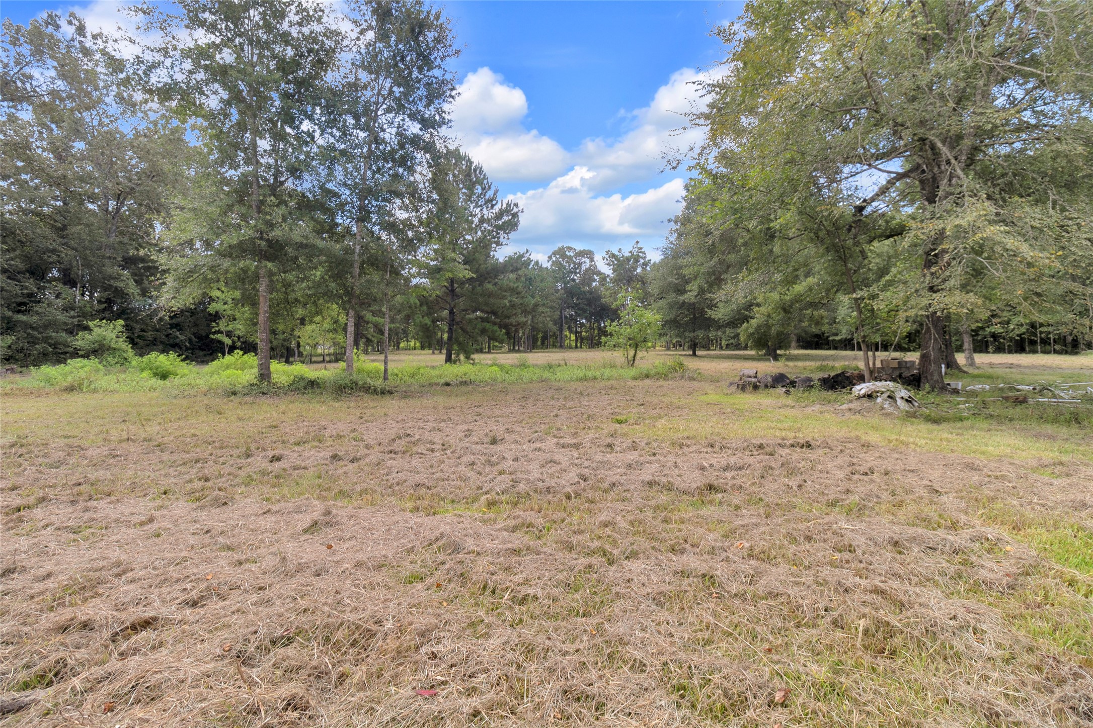 310 County Road 3280 Property Photo 18