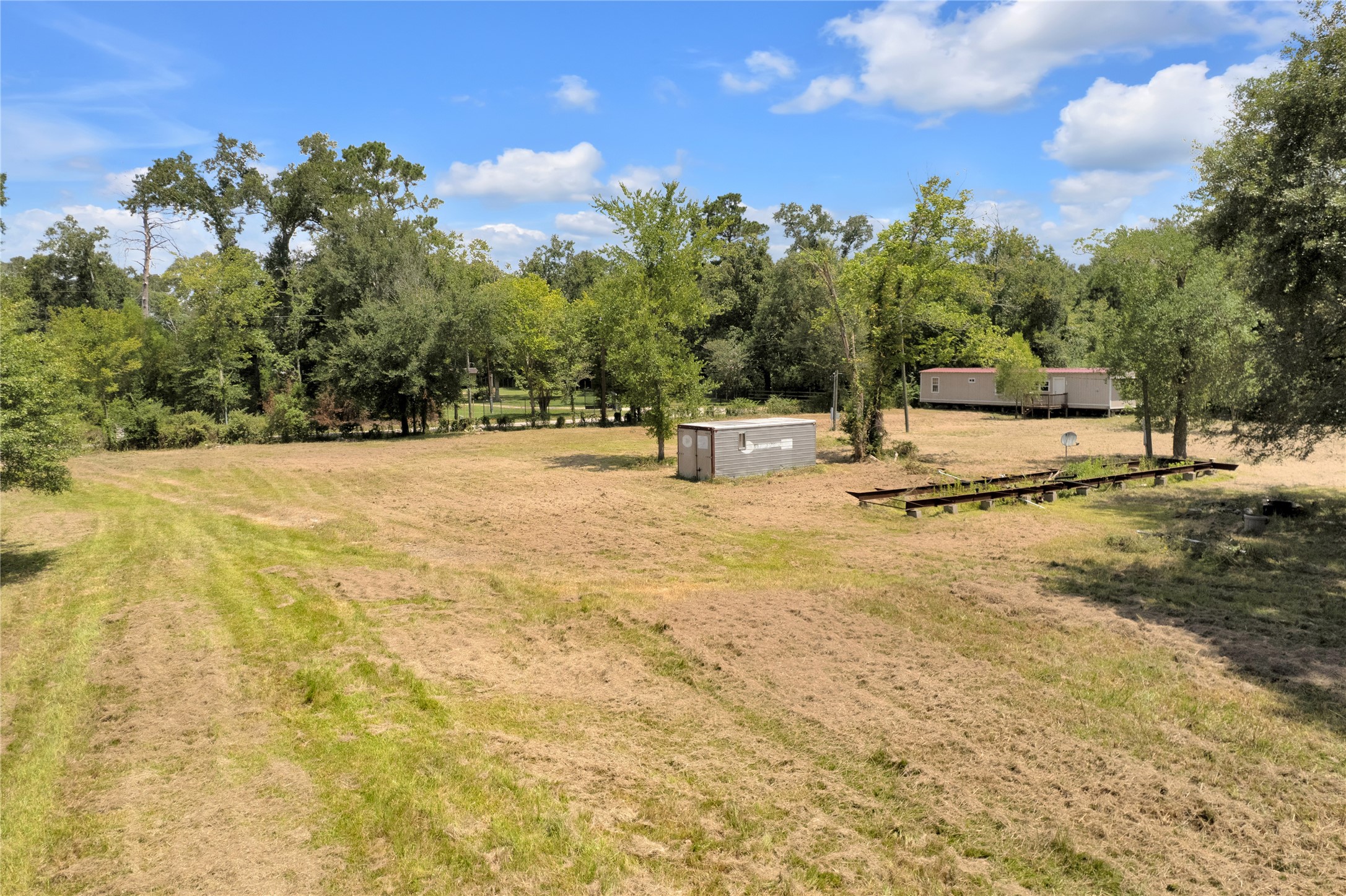 310 County Road 3280 Property Photo 28