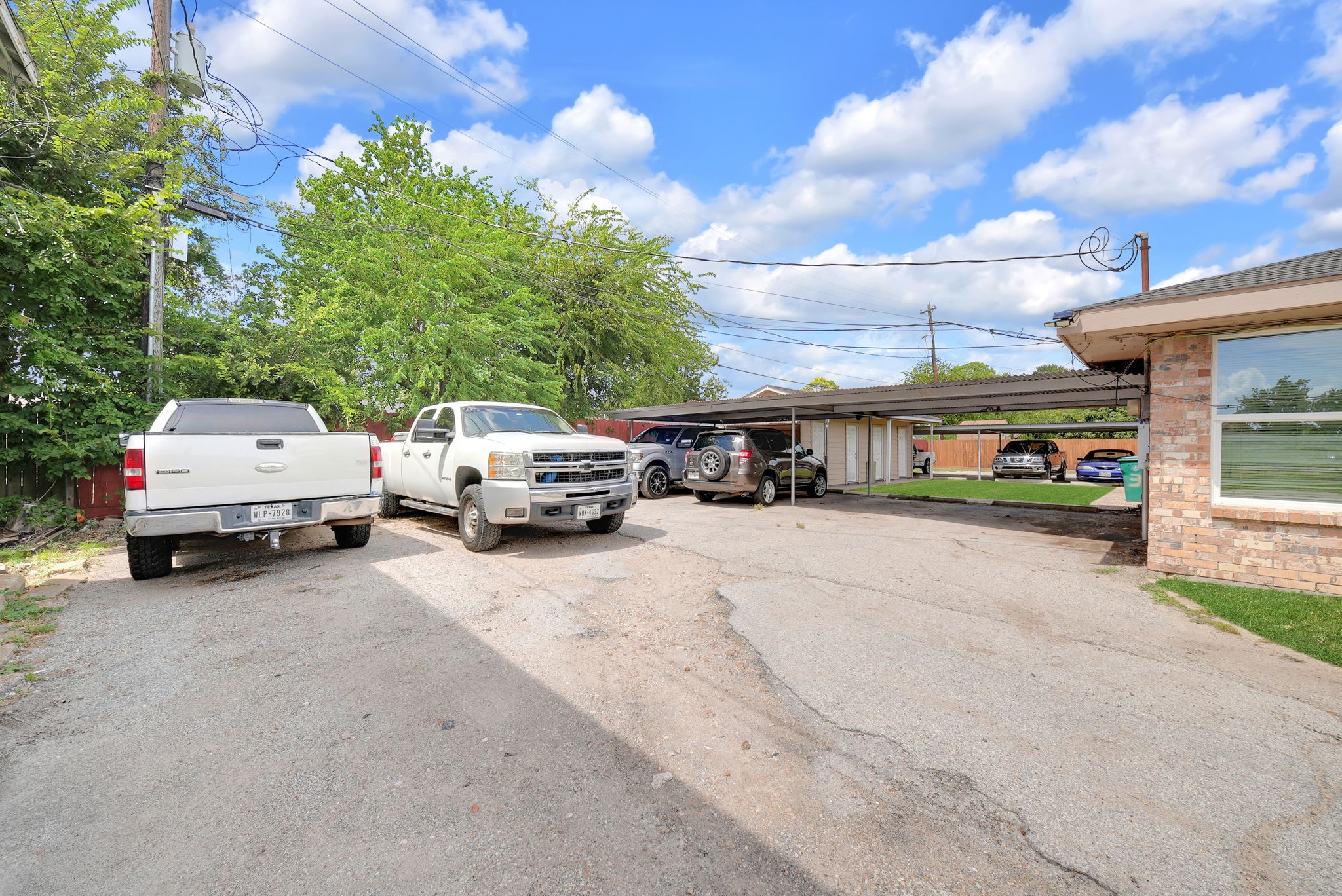 1210 Wafer Street 4 Property Photo 8