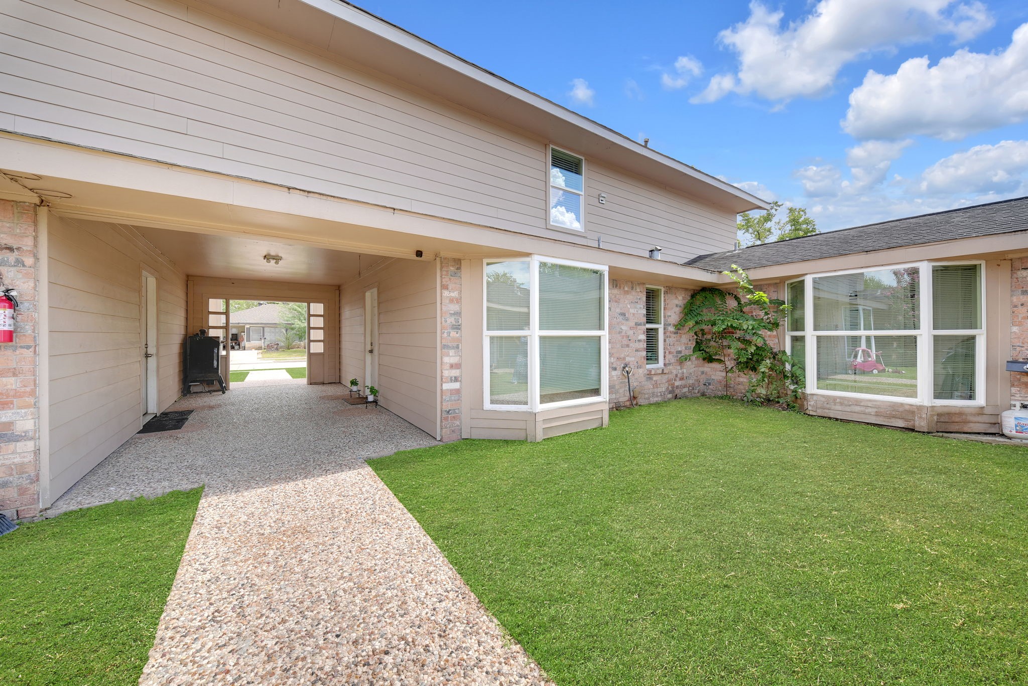 1210 Wafer Street 4 Property Photo 12