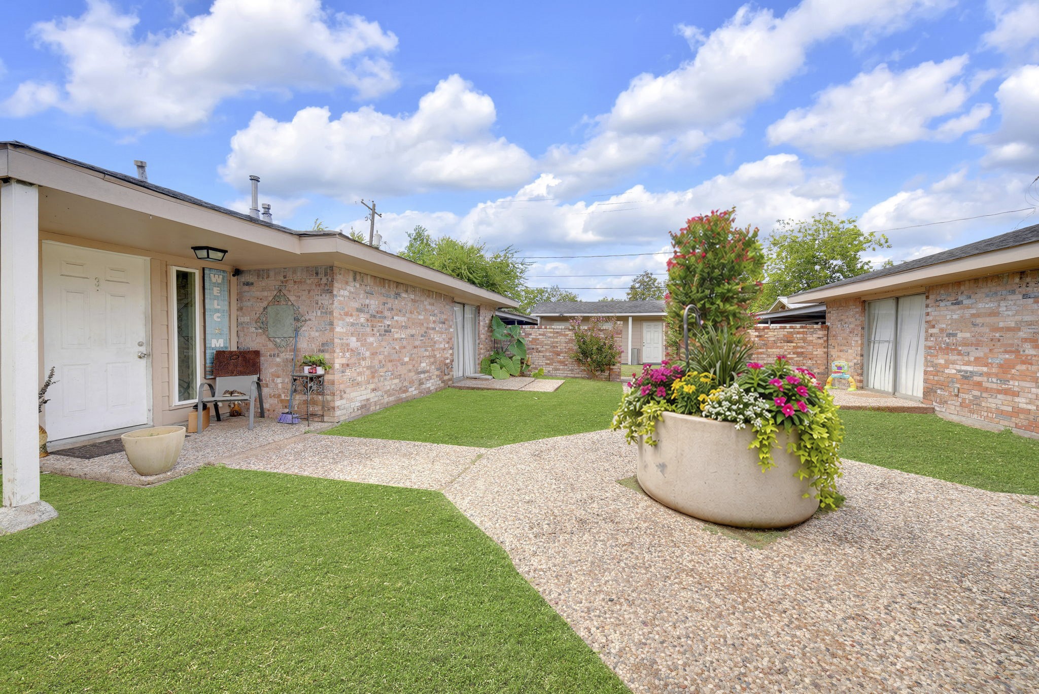 1210 Wafer Street 4 Property Photo 14