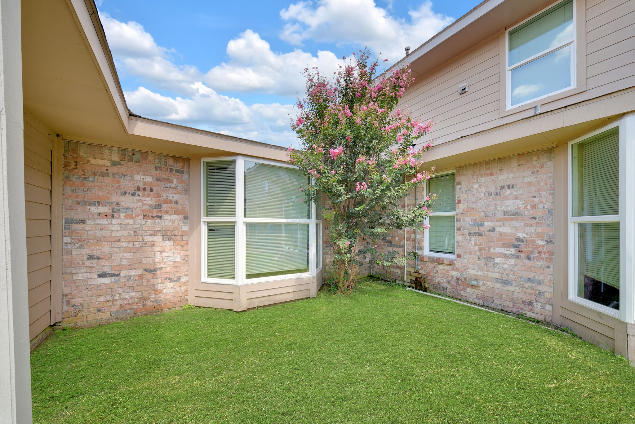 1210 Wafer Street 4 Property Photo 15