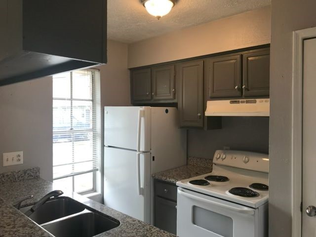 1210 Wafer Street 4 Property Photo 16