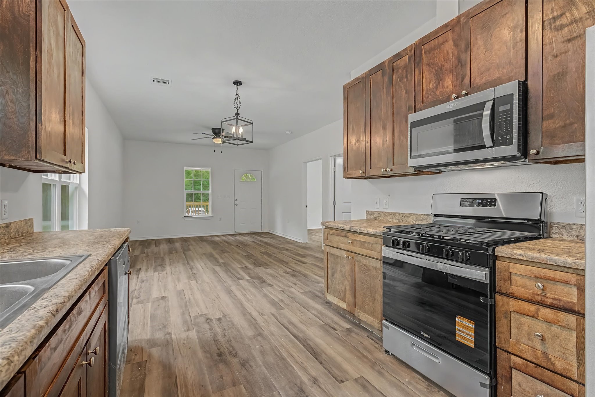 517 E Linney Street Property Photo 26