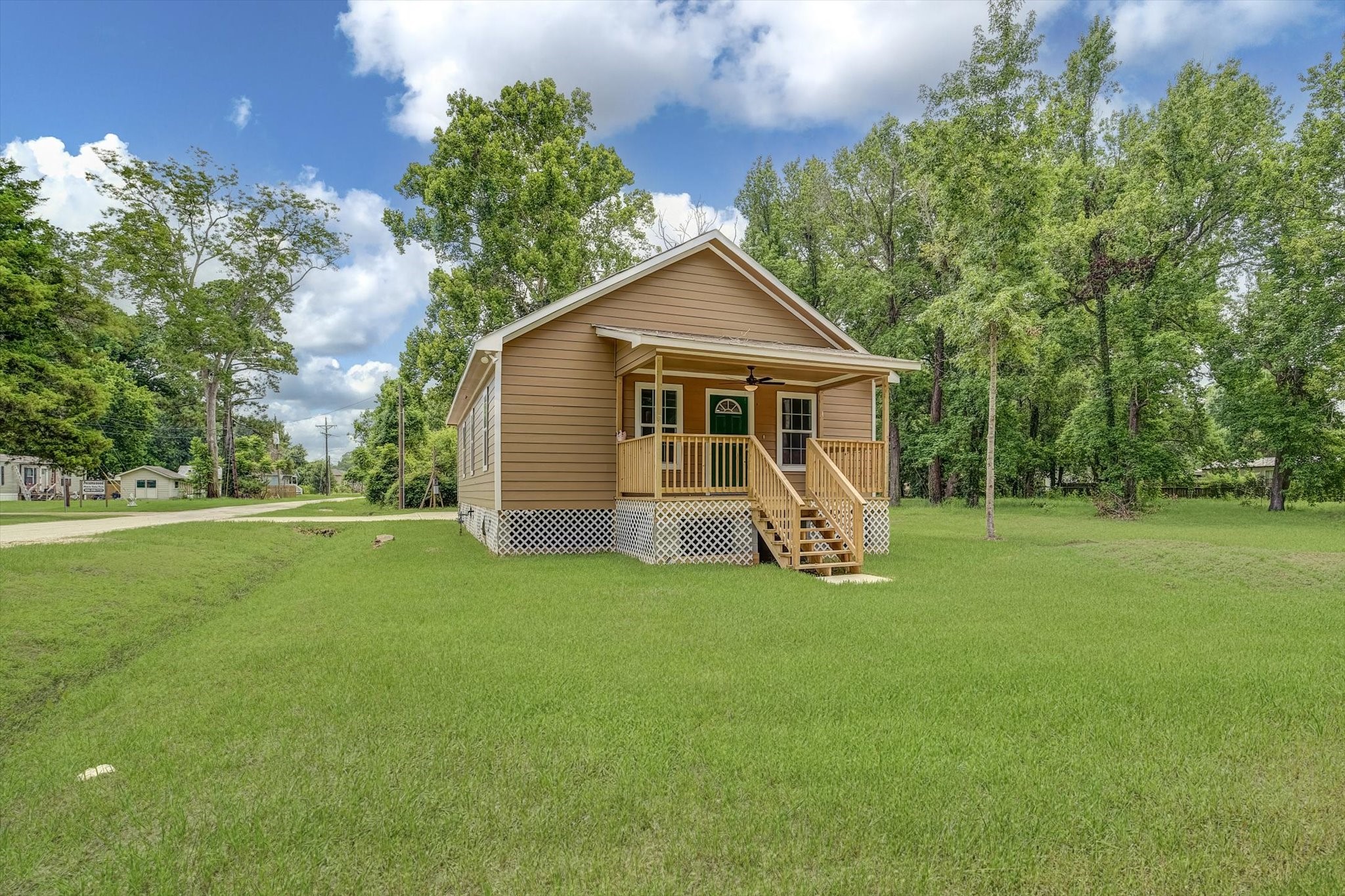 517 E Linney Street Property Photo 31