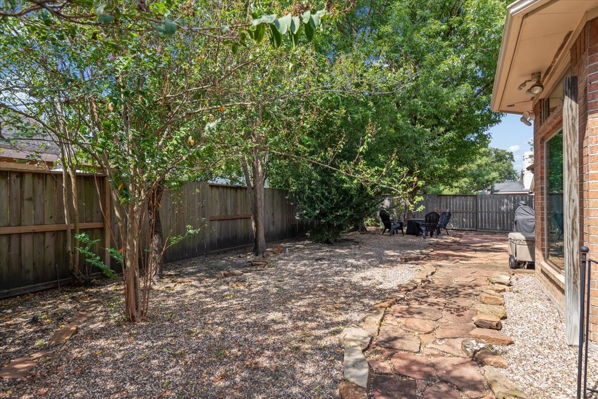 1103 Compass Cove Circle Property Photo 19