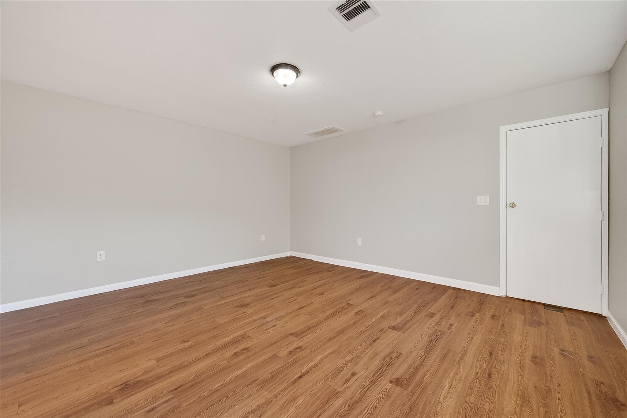 6127 Beldart Street Property Photo 17
