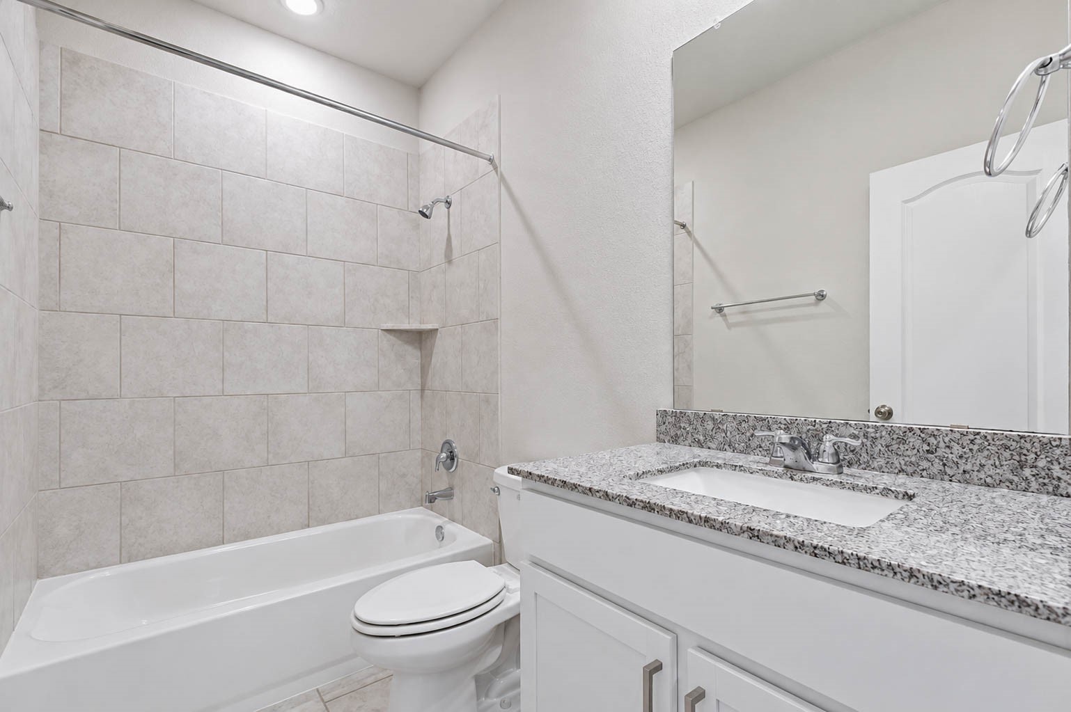 7818 Grandstand Parkway Property Photo 18
