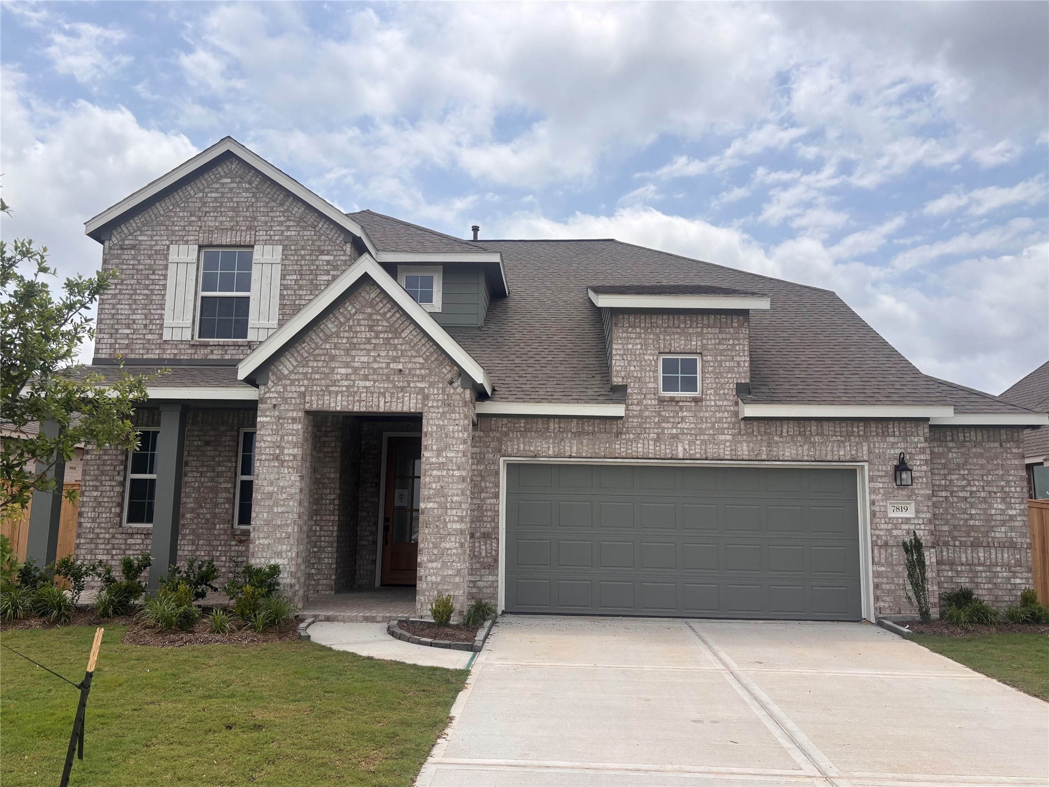 7819 Jade Crest Drive Property Photo 1