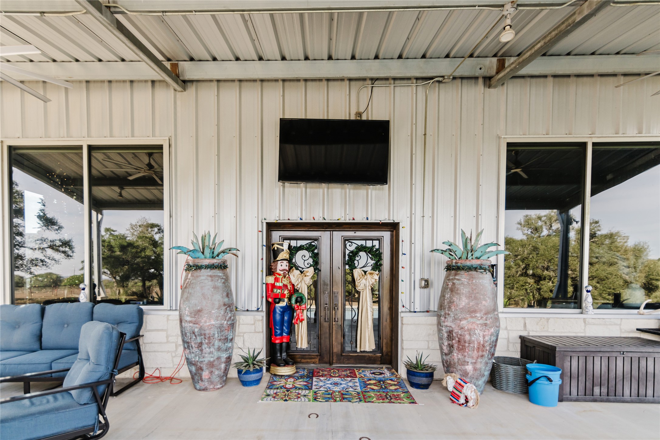 1440 Old Goliad Road Property Photo 4