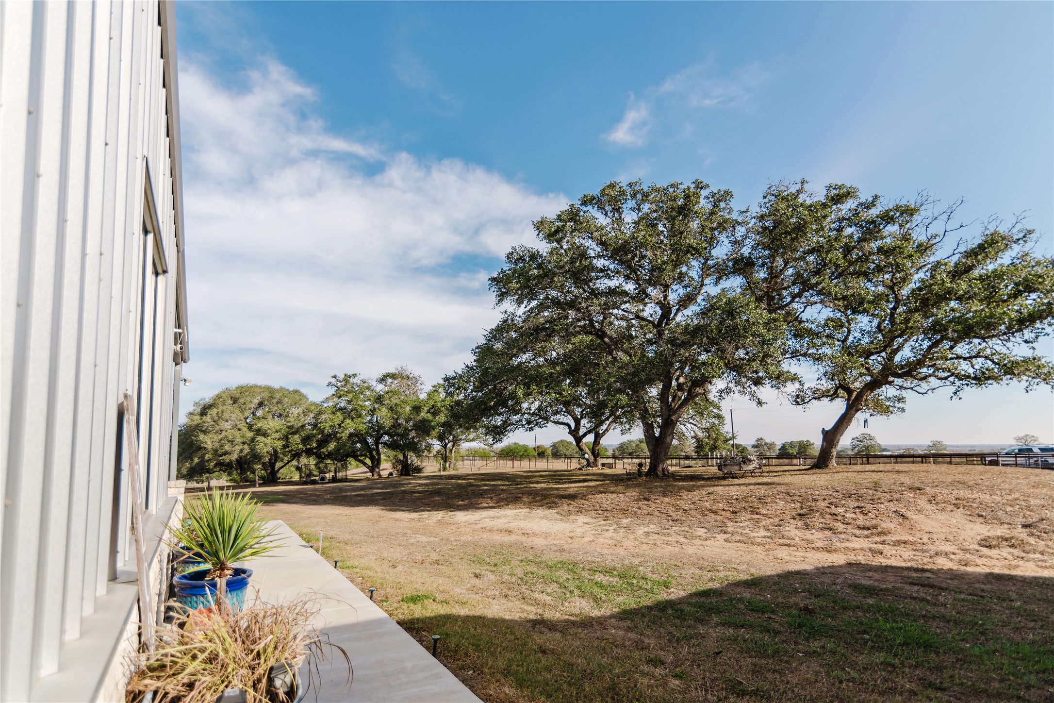 1440 Old Goliad Road Property Photo 15