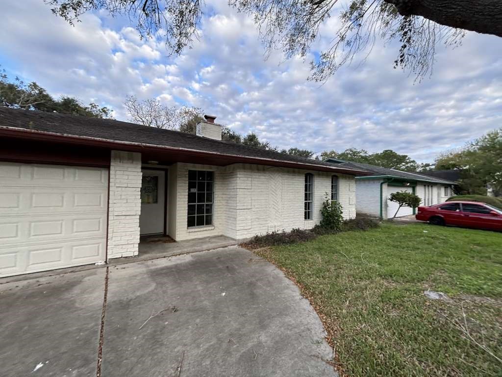 16631 Blackhawk Boulevard Property Photo 1