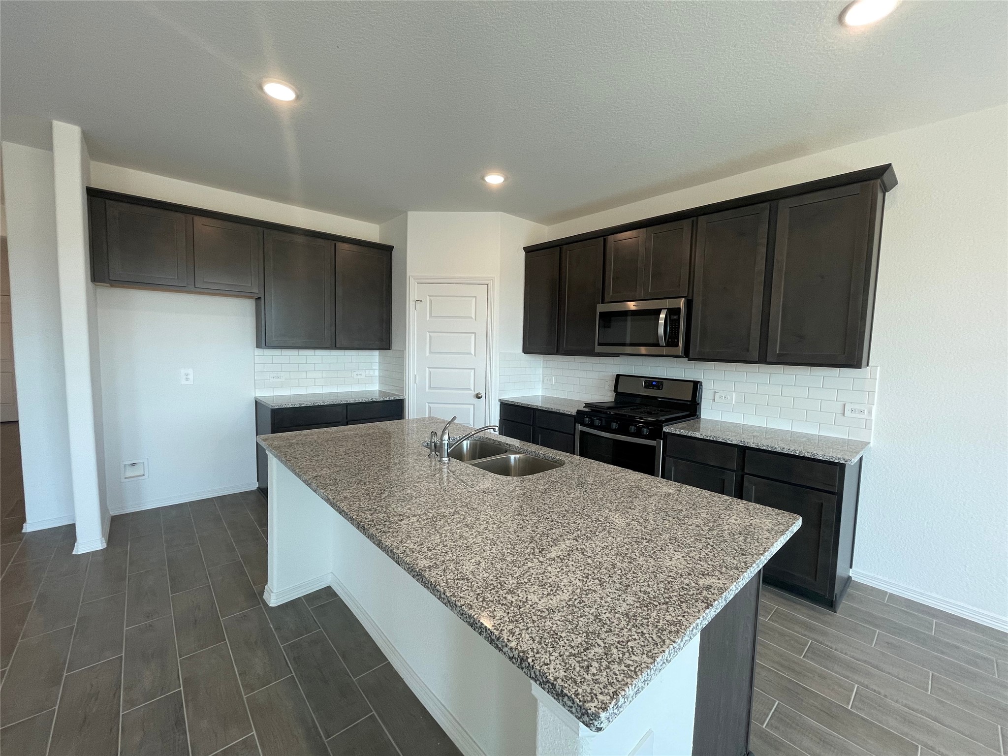 9695 Caney Trails Road Property Photo 7