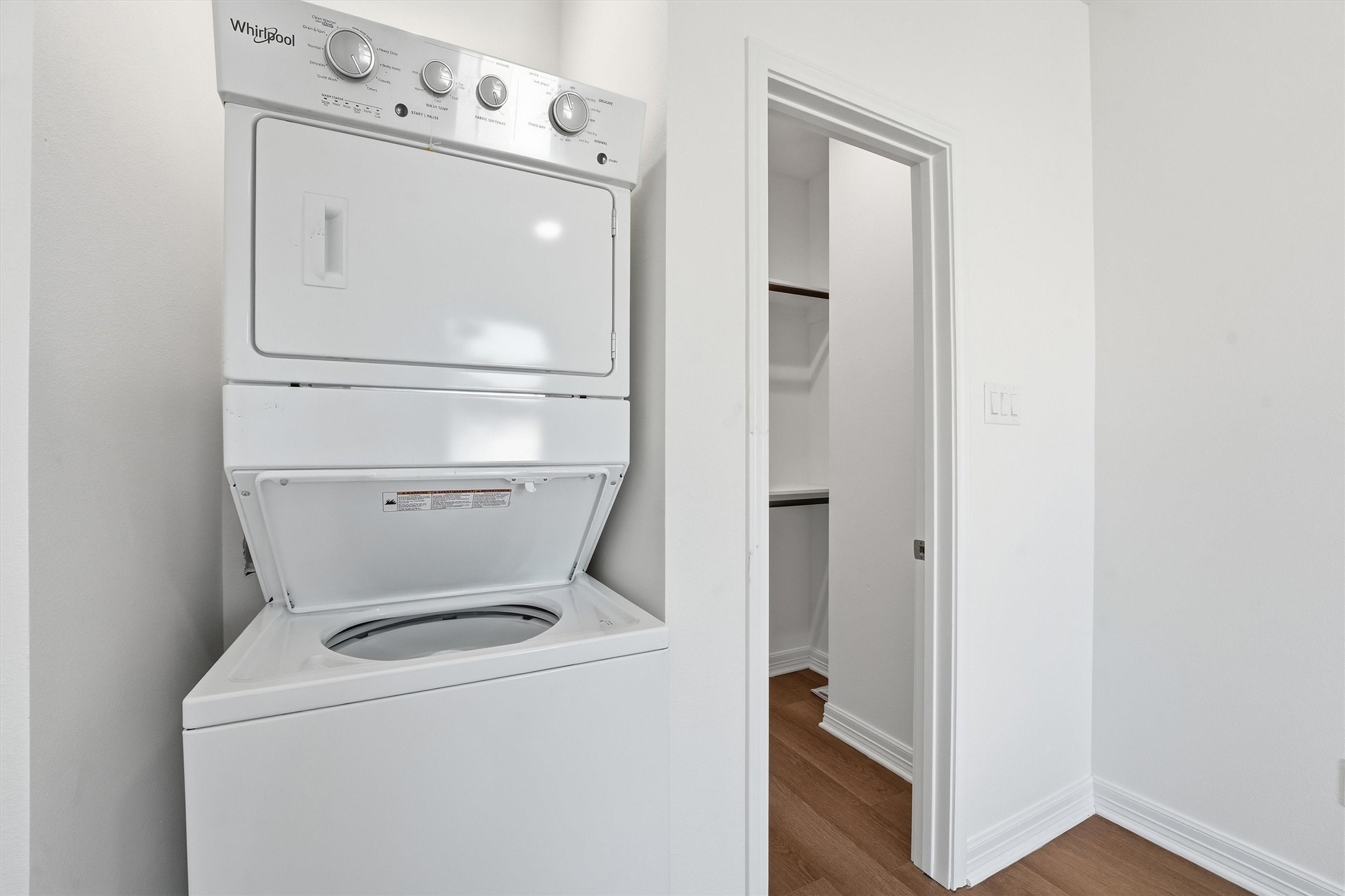 2005 Sealy Street Property Photo 25