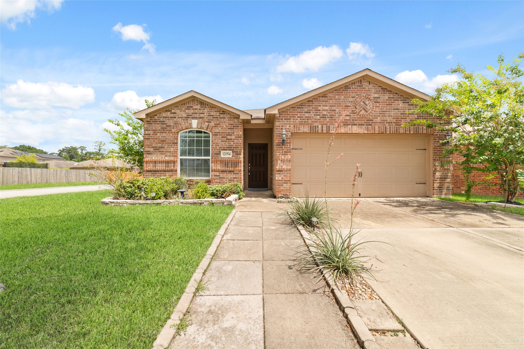 12054 Fairquarter Lane Property Photo 1
