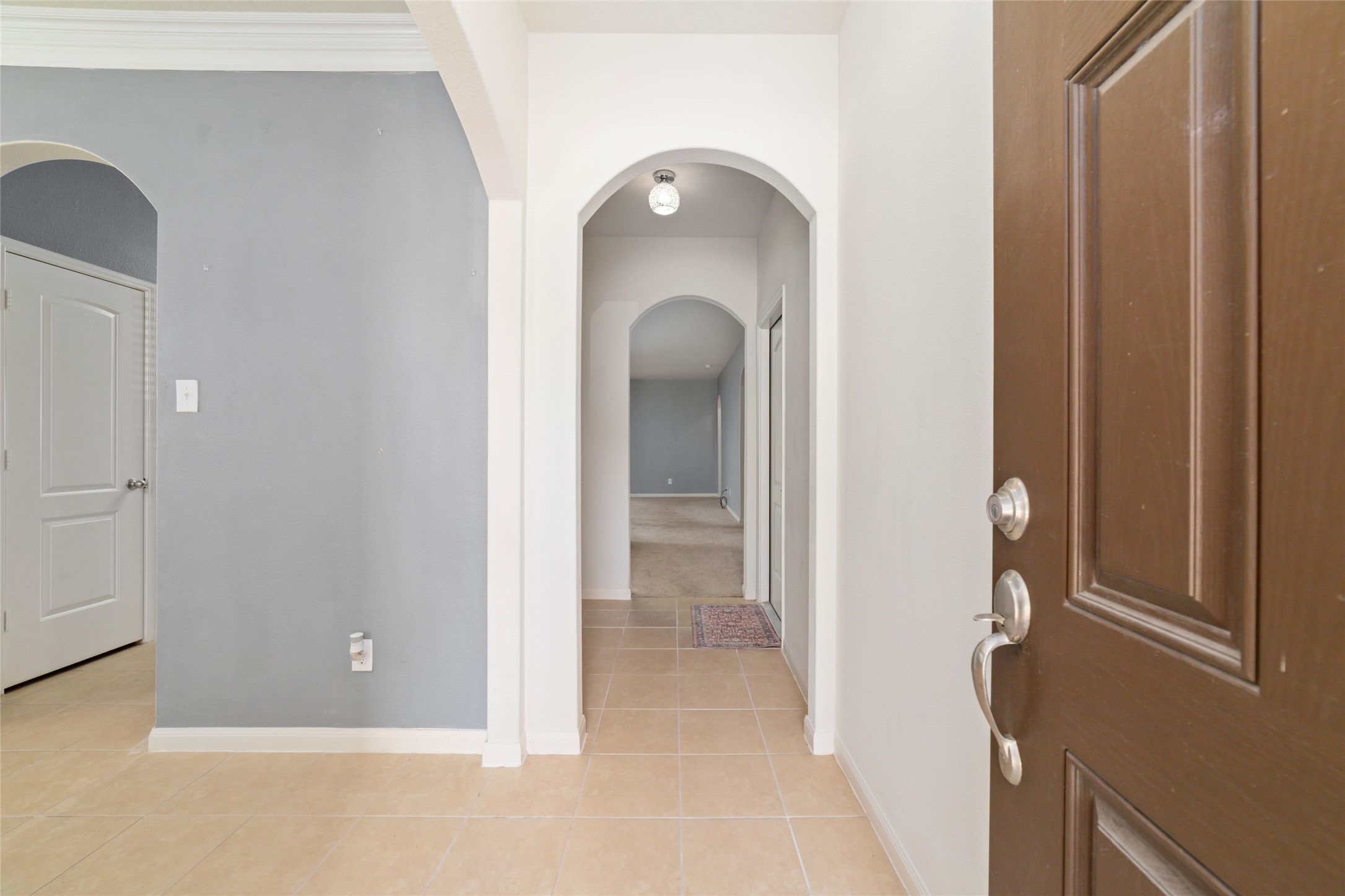 12054 Fairquarter Lane Property Photo 4