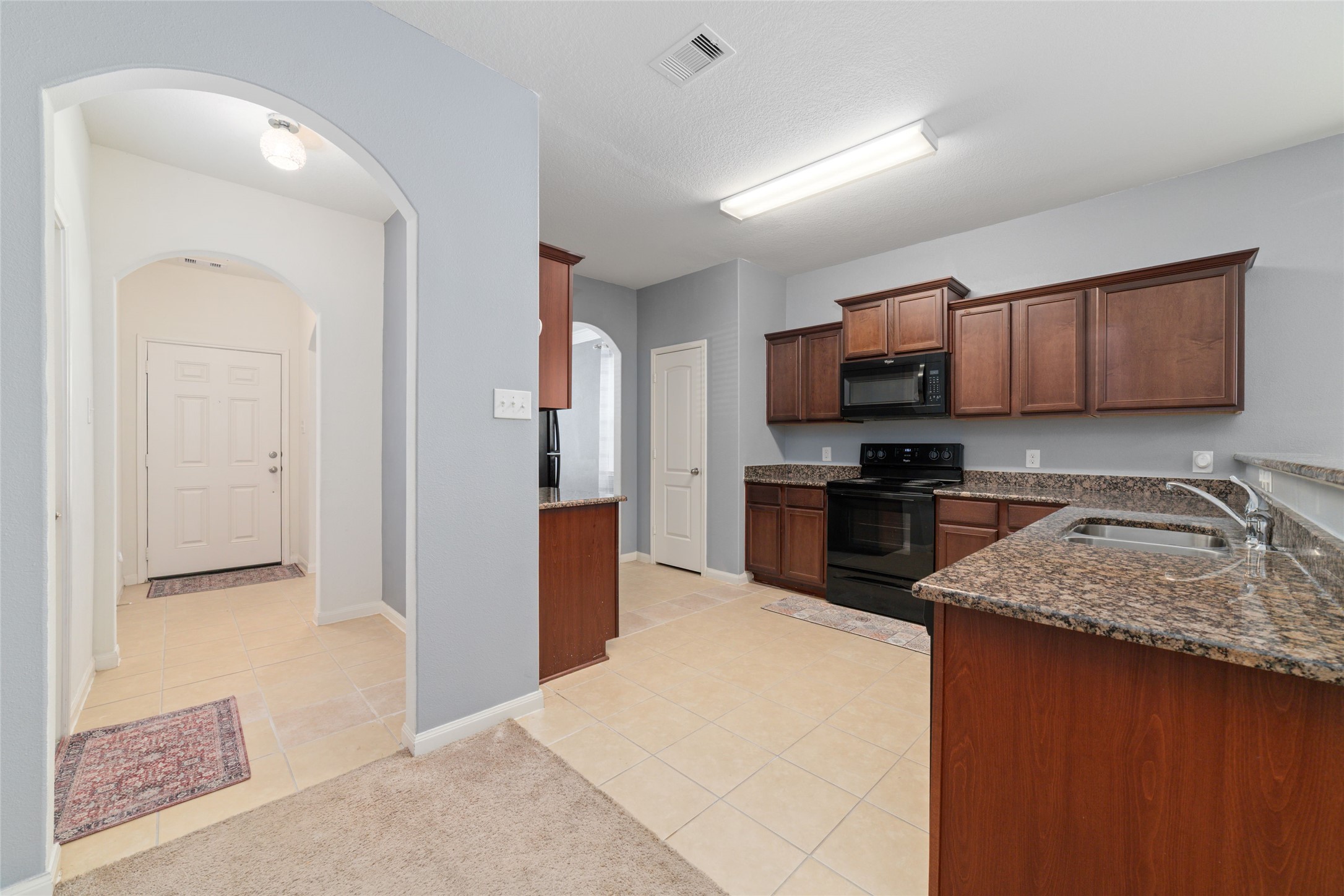 12054 Fairquarter Lane Property Photo 10