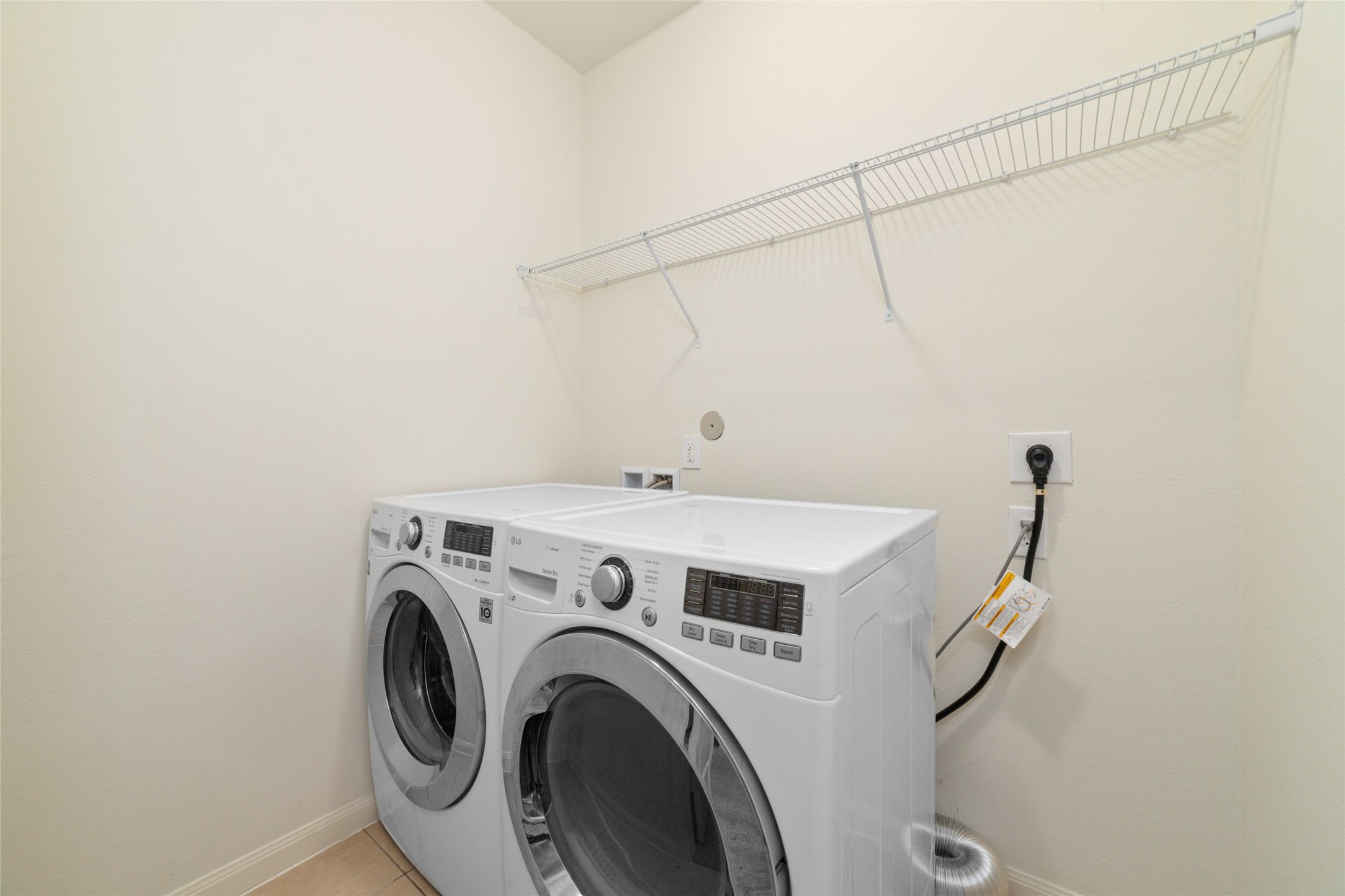 12054 Fairquarter Lane Property Photo 15