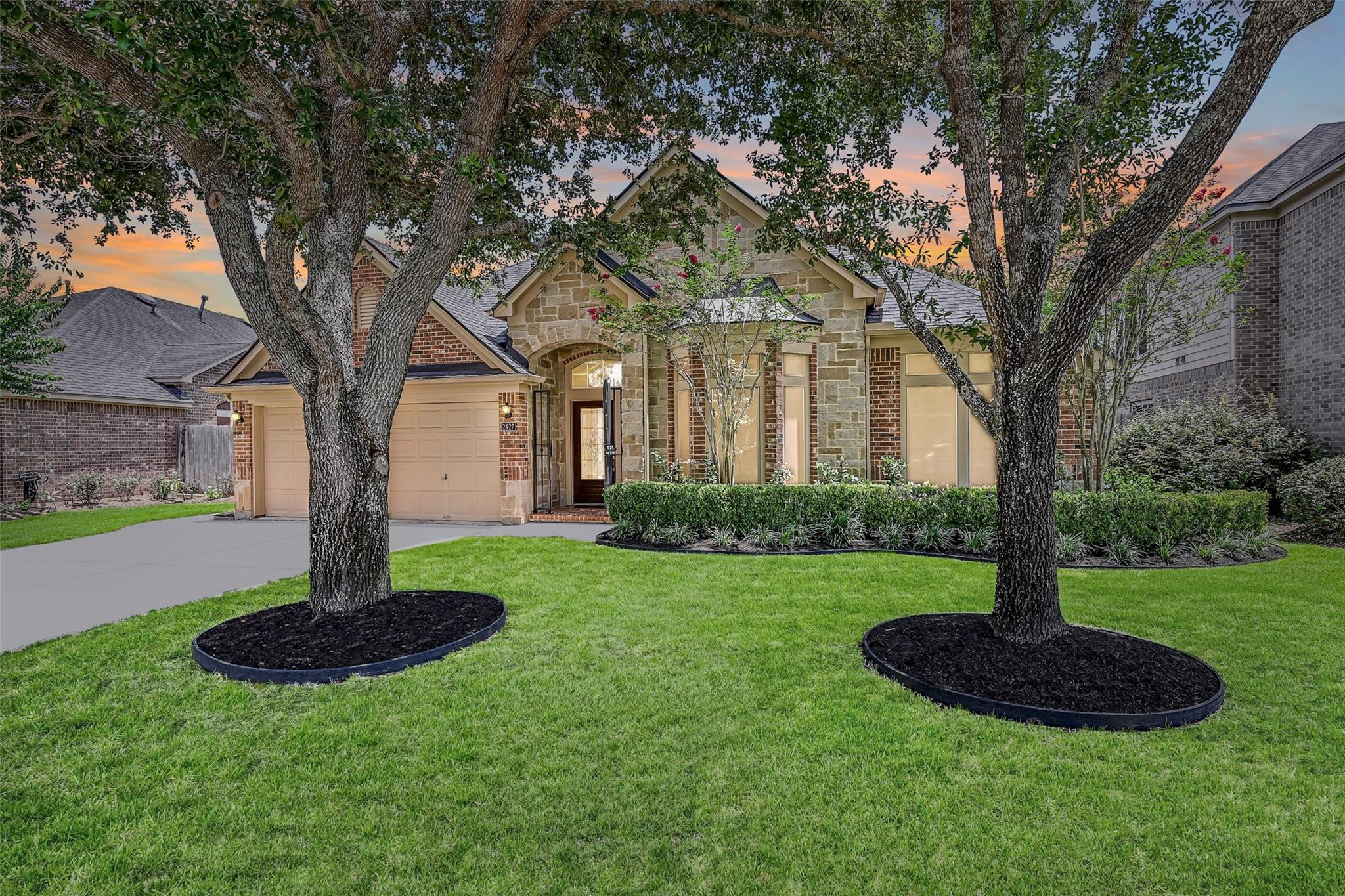 2427 Pioneer Oaks Drive, Fresno Tx 77545 Property Photo 1