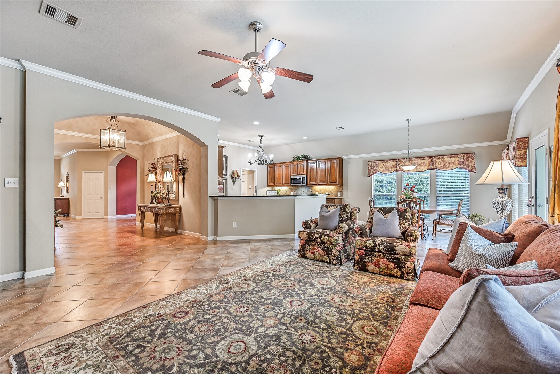 2427 Pioneer Oaks Drive Property Photo 14