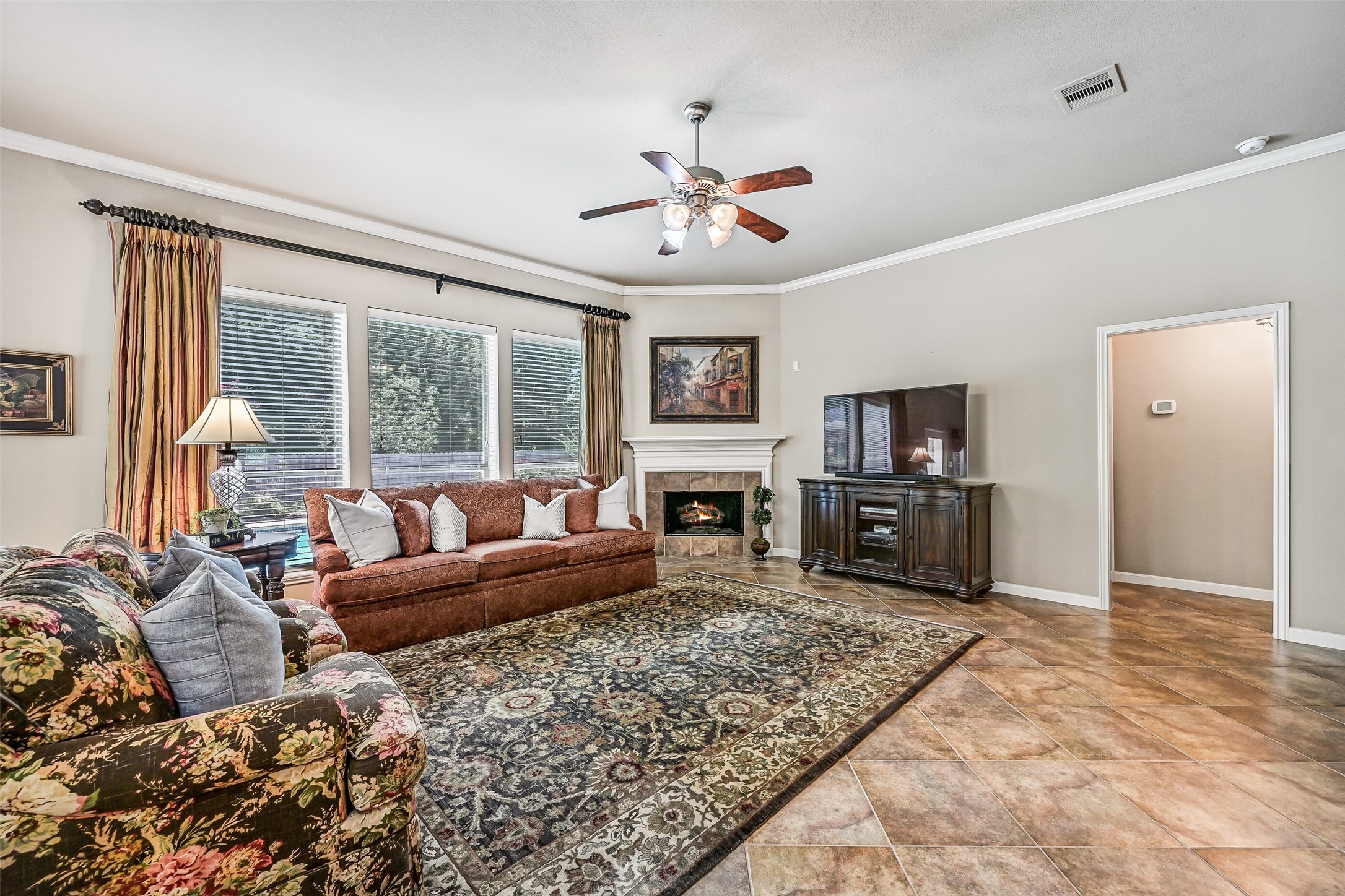 2427 Pioneer Oaks Drive Property Photo 15