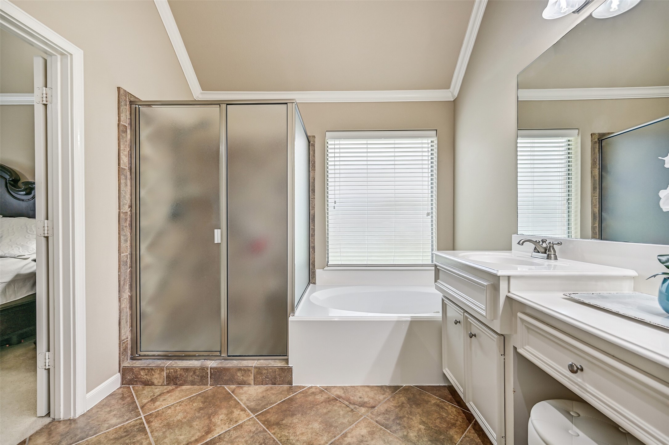 2427 Pioneer Oaks Drive Property Photo 24