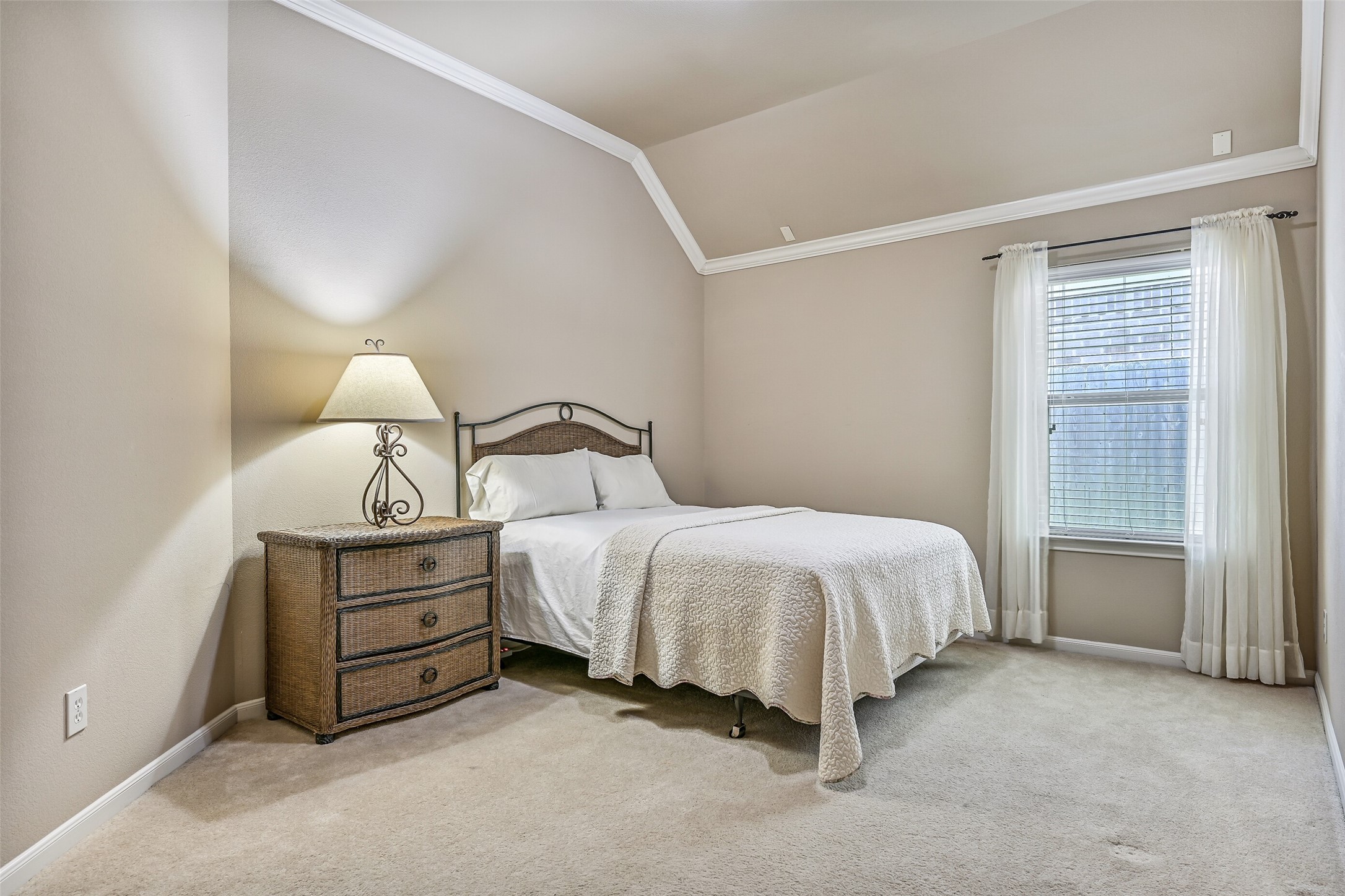 2427 Pioneer Oaks Drive Property Photo 26