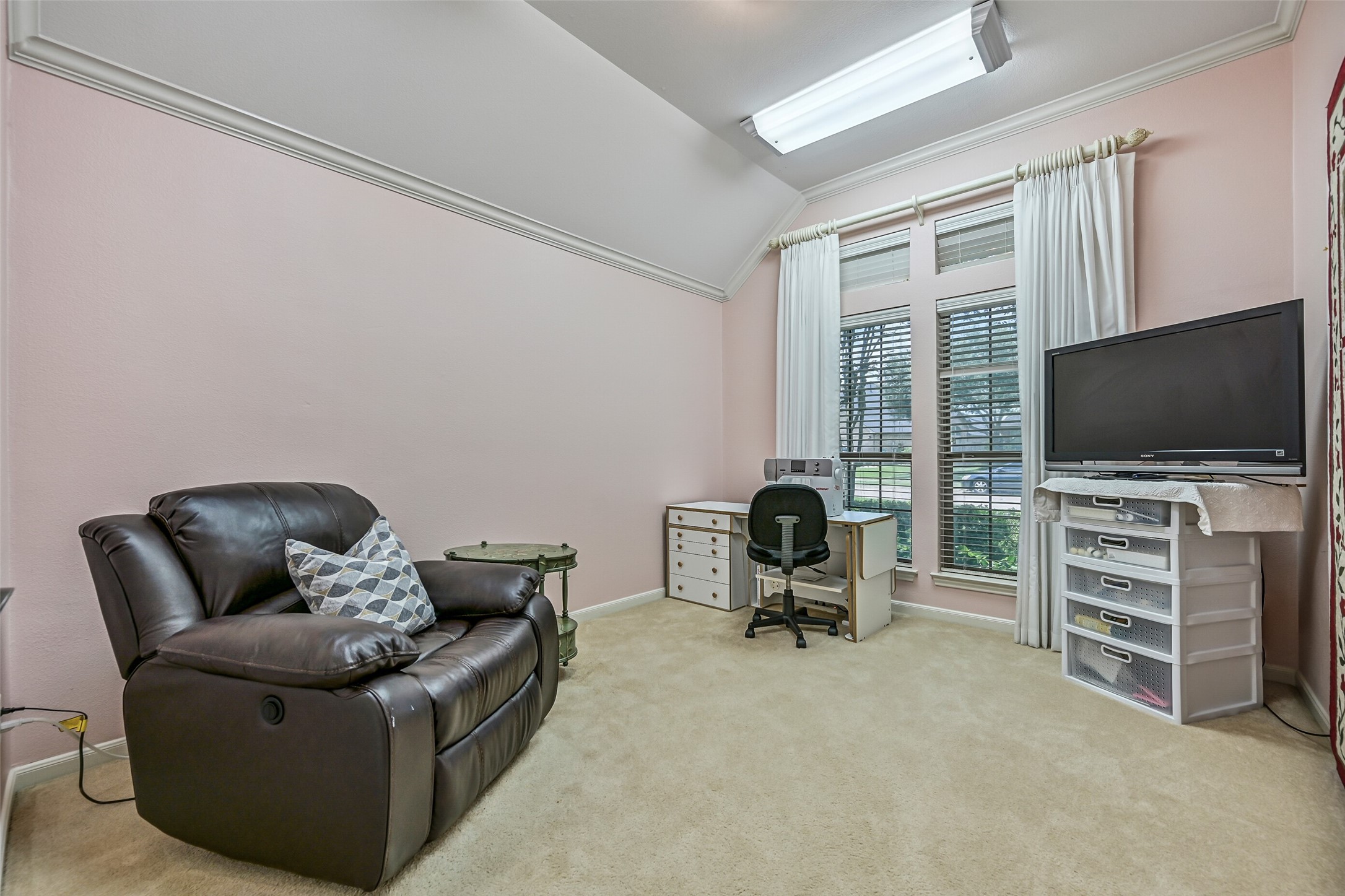2427 Pioneer Oaks Drive Property Photo 27