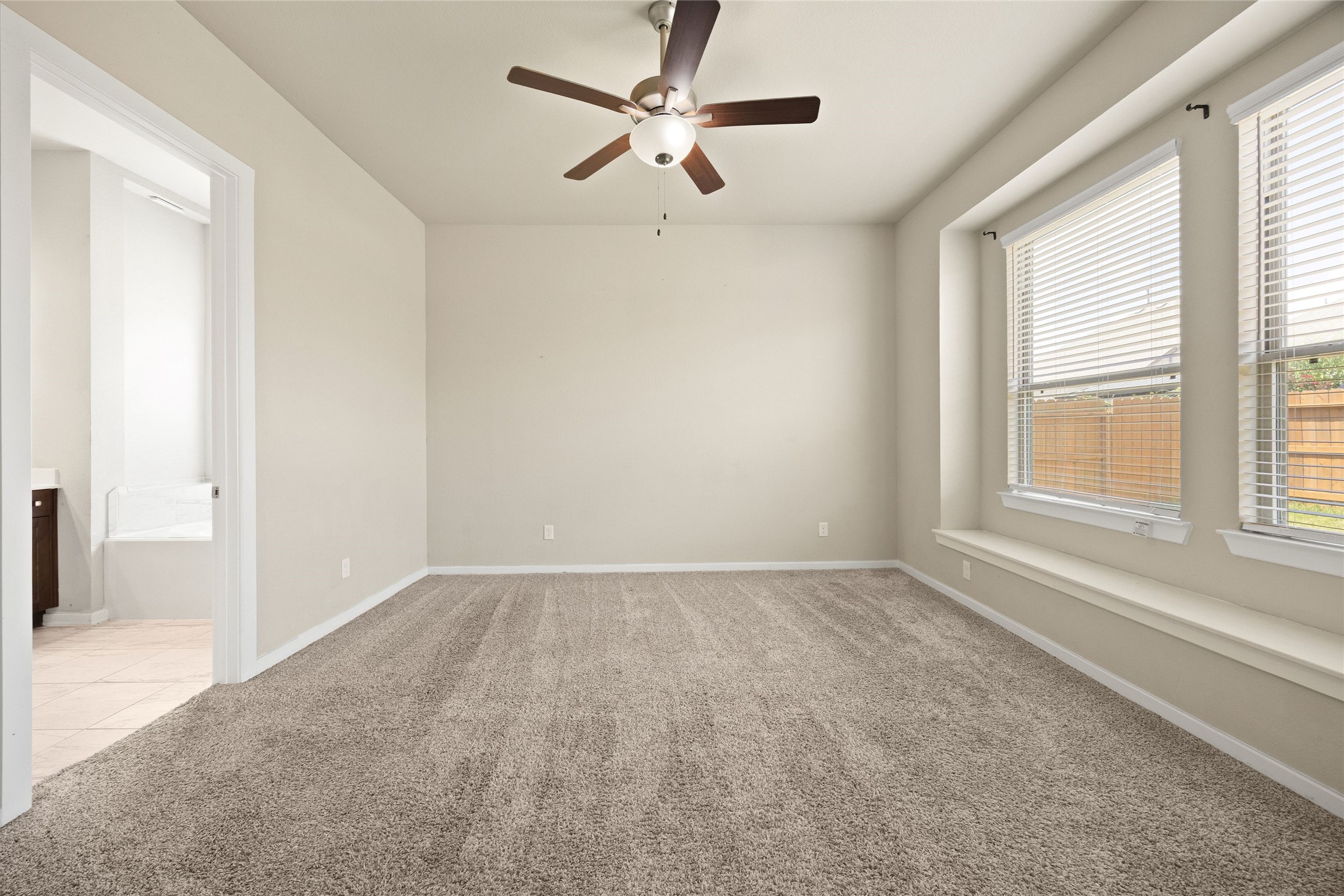 21535 Reserve Hill Lane Property Photo 12