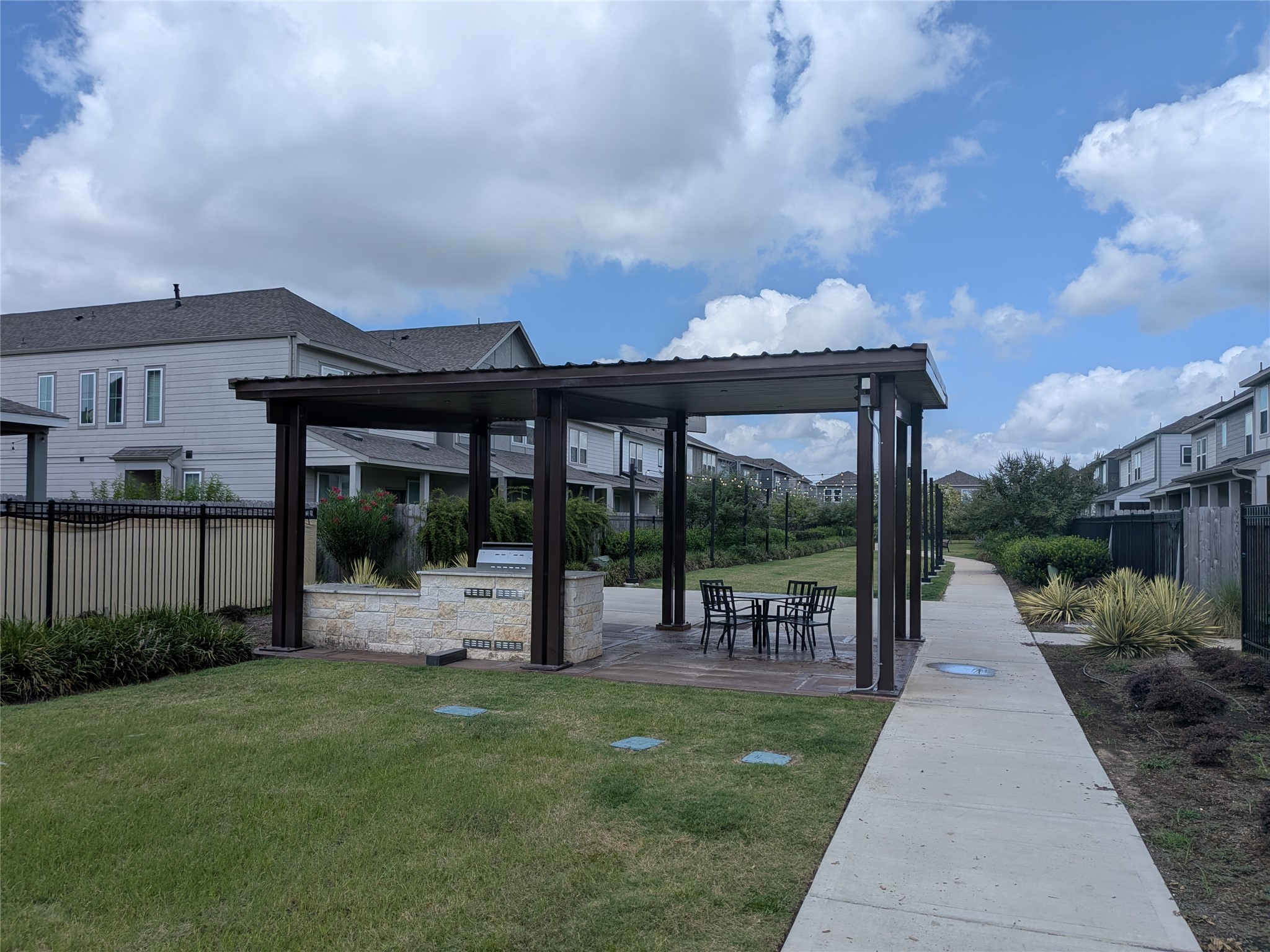14751 Slow River Avenue Property Photo 31