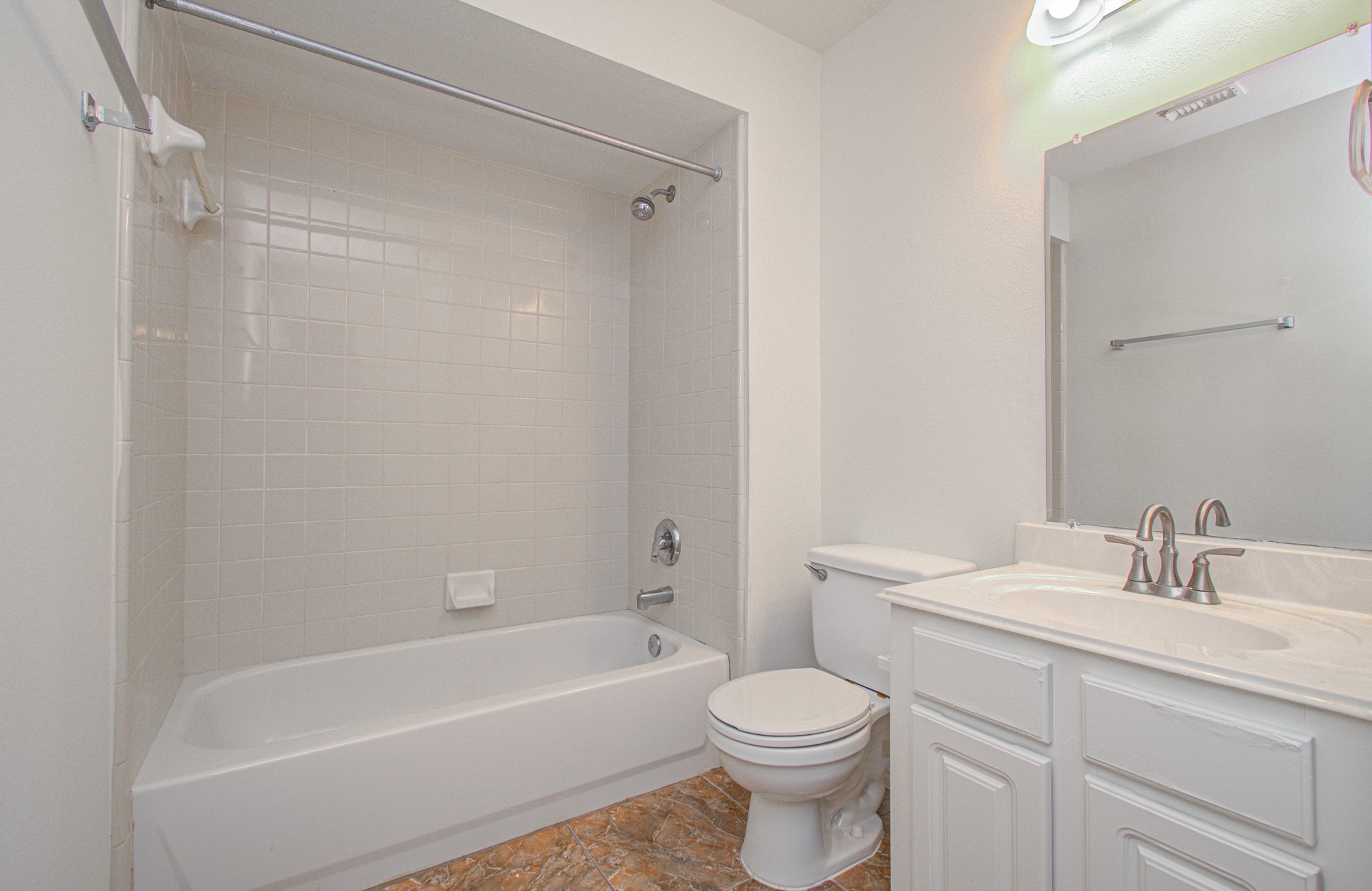 1402 Pine Knot Court Property Photo 32