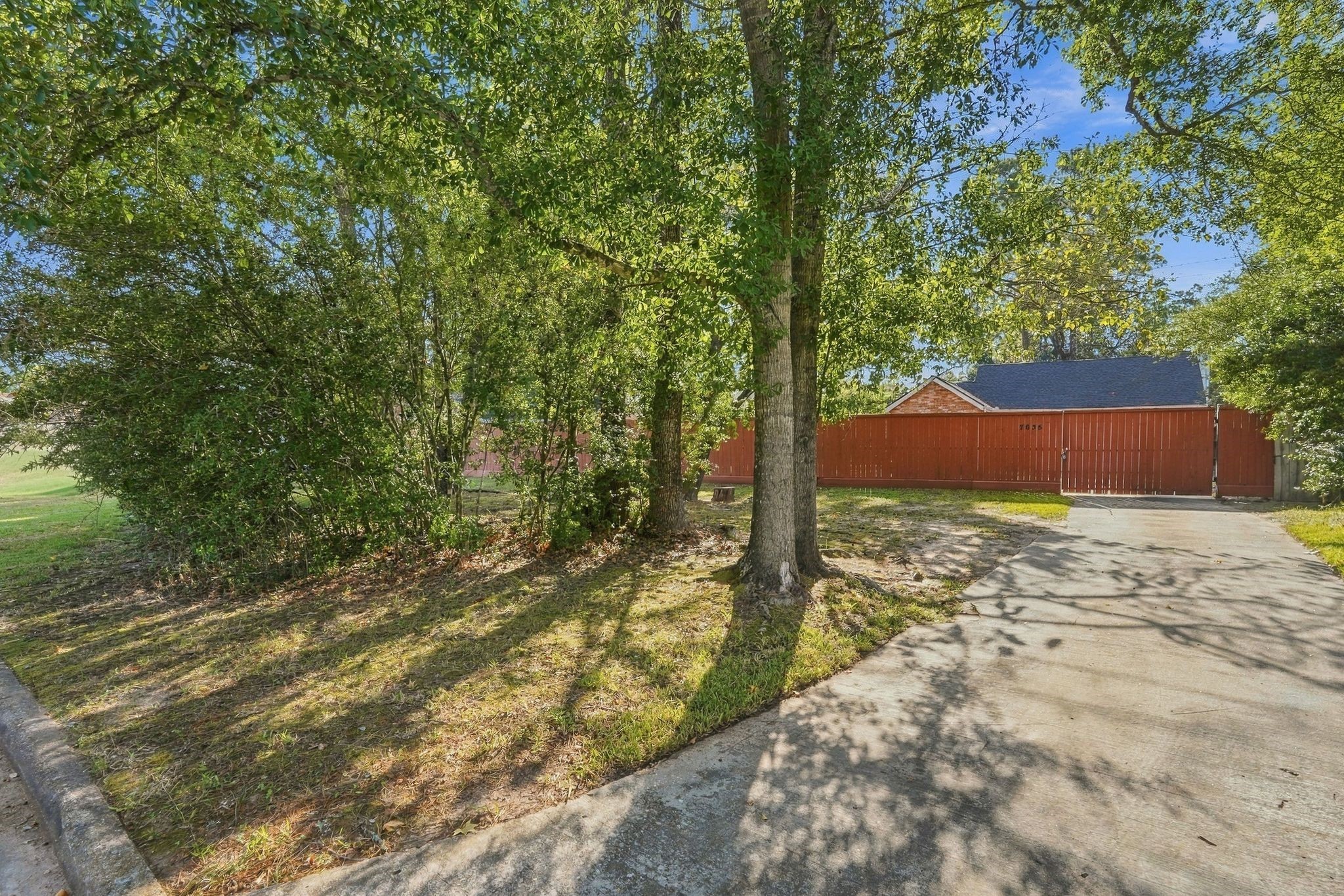 7635 Post Bridge Road Property Photo 5
