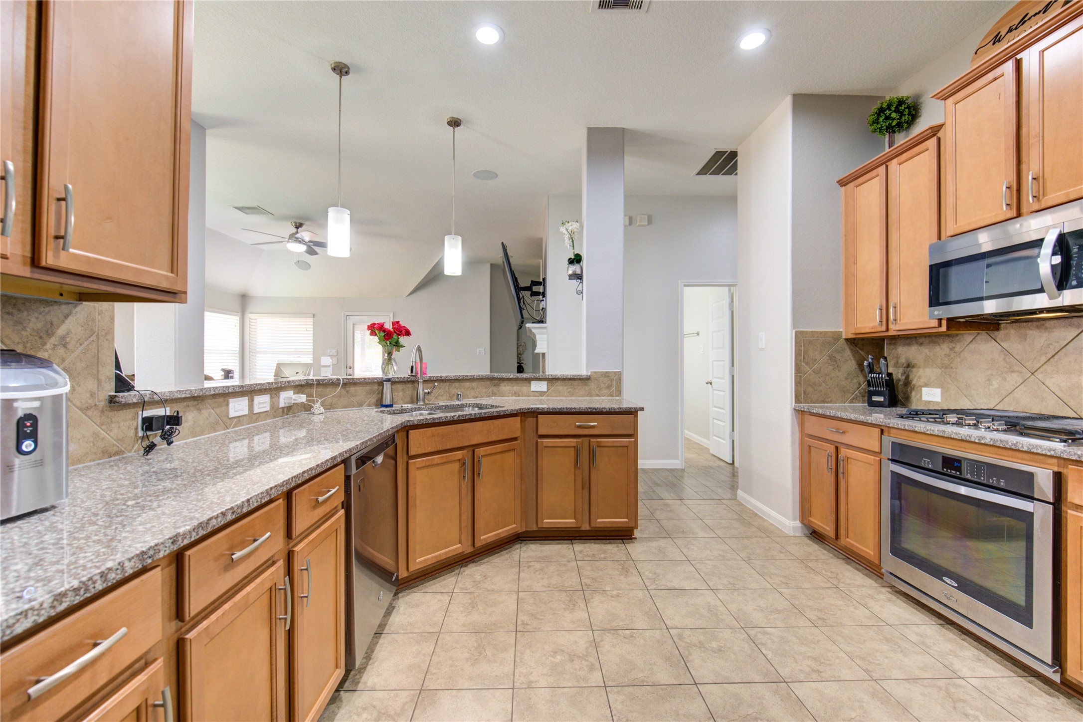 20735 Bandrock Terrace Property Photo 10