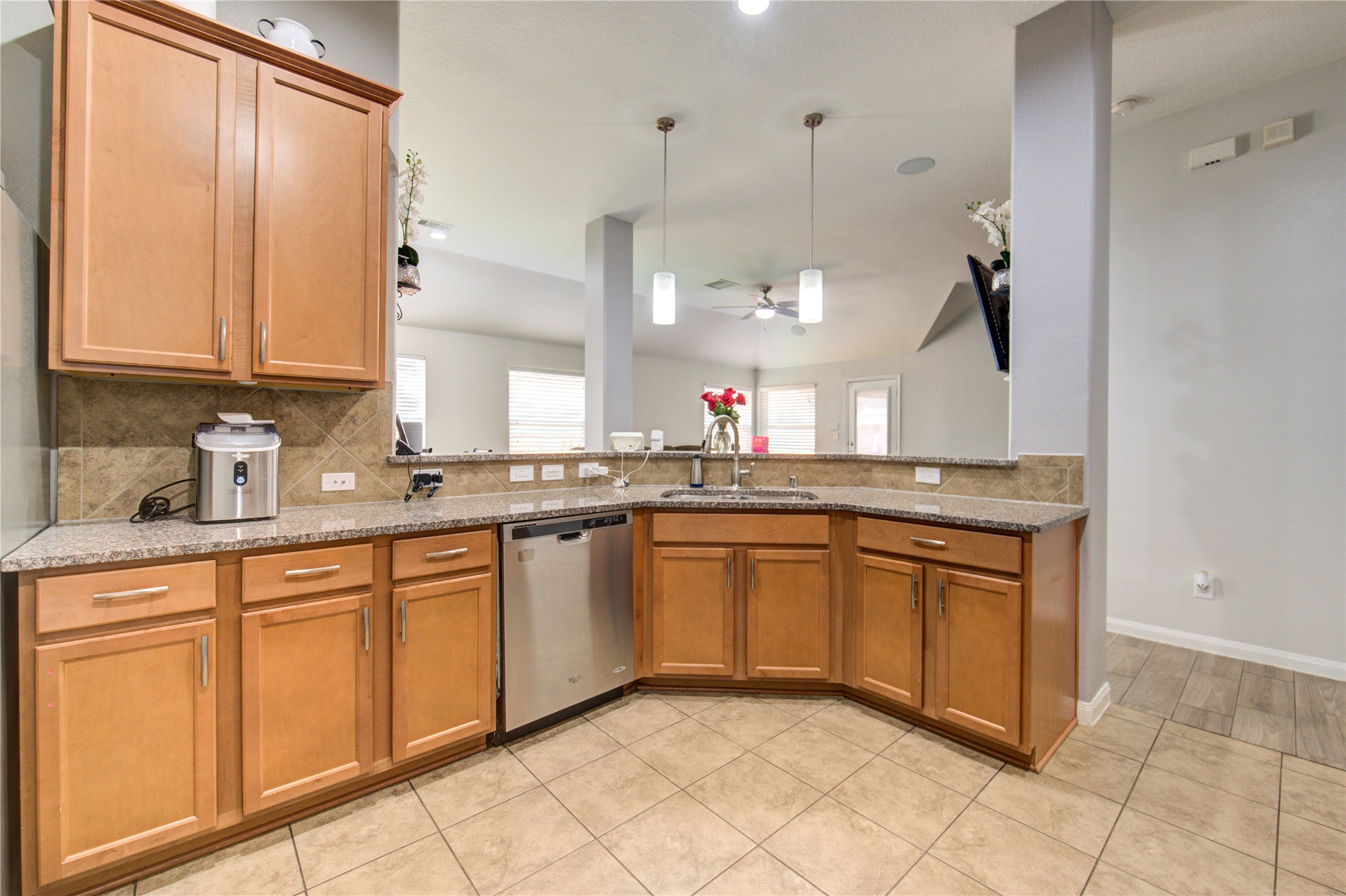 20735 Bandrock Terrace Property Photo 12