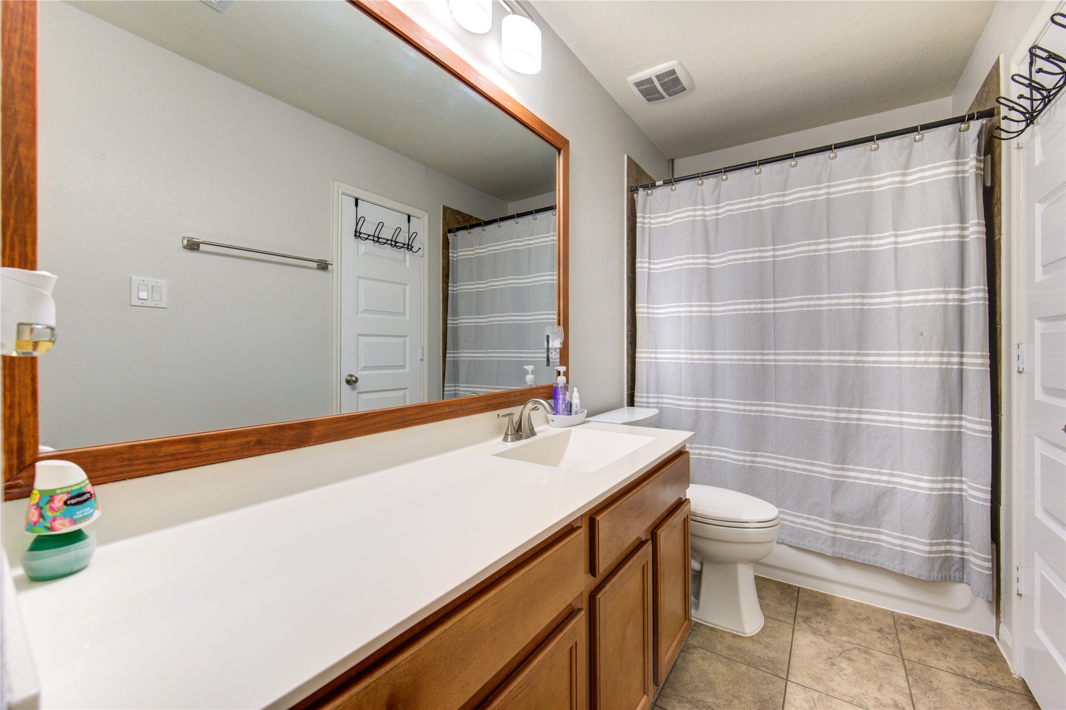 20735 Bandrock Terrace Property Photo 22