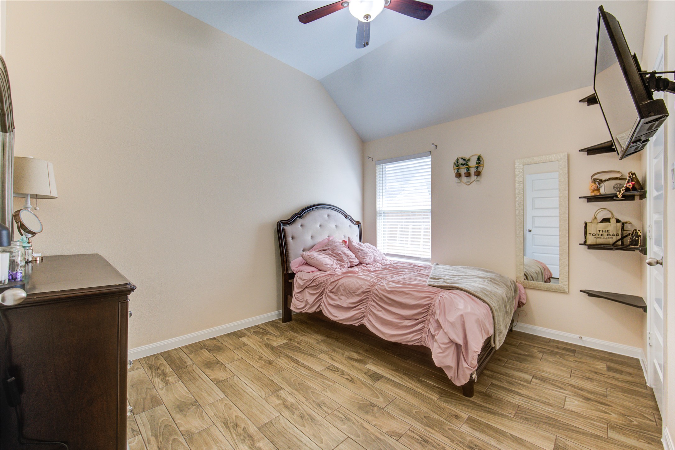 20735 Bandrock Terrace Property Photo 23