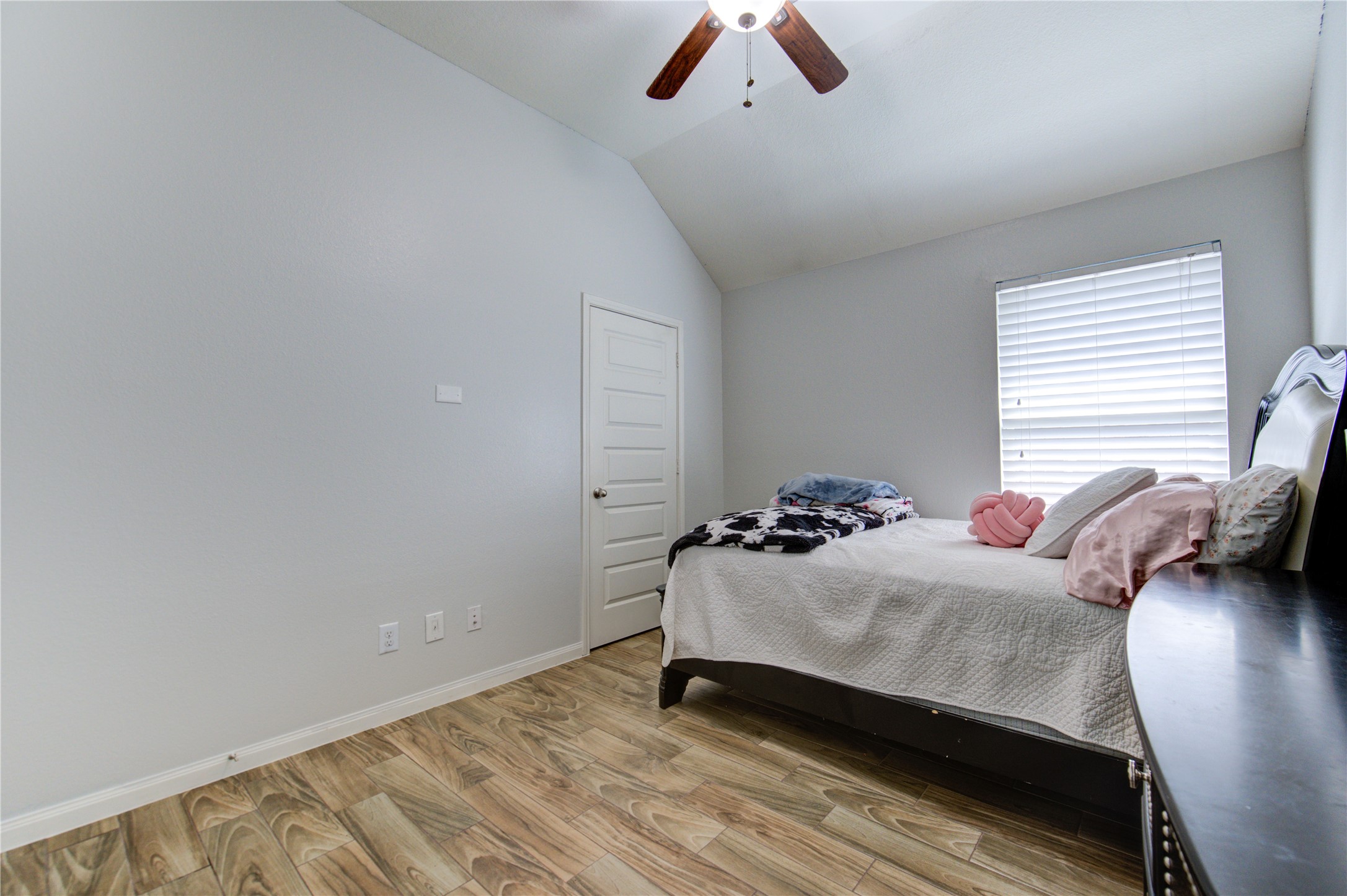 20735 Bandrock Terrace Property Photo 26