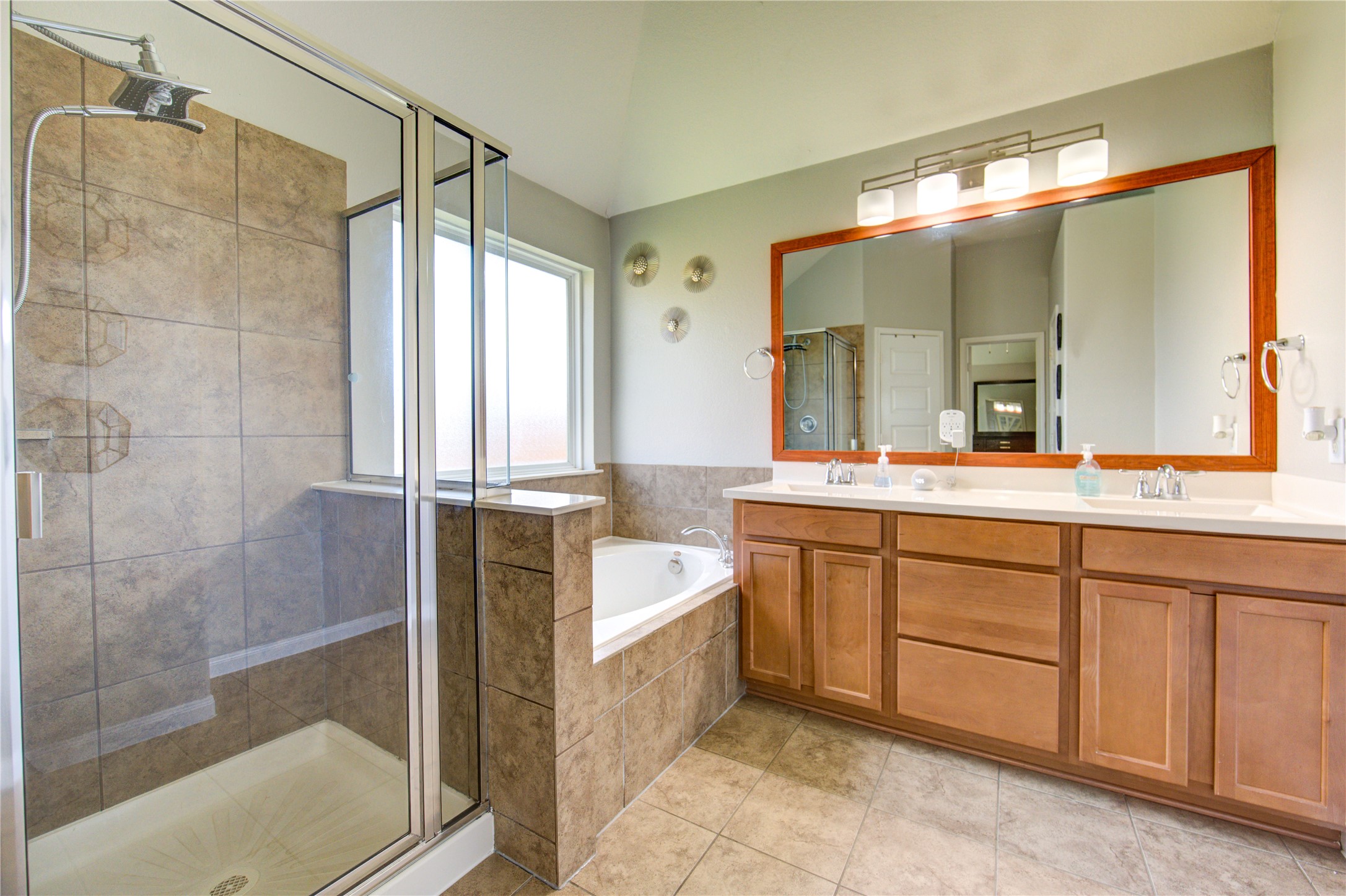 20735 Bandrock Terrace Property Photo 28