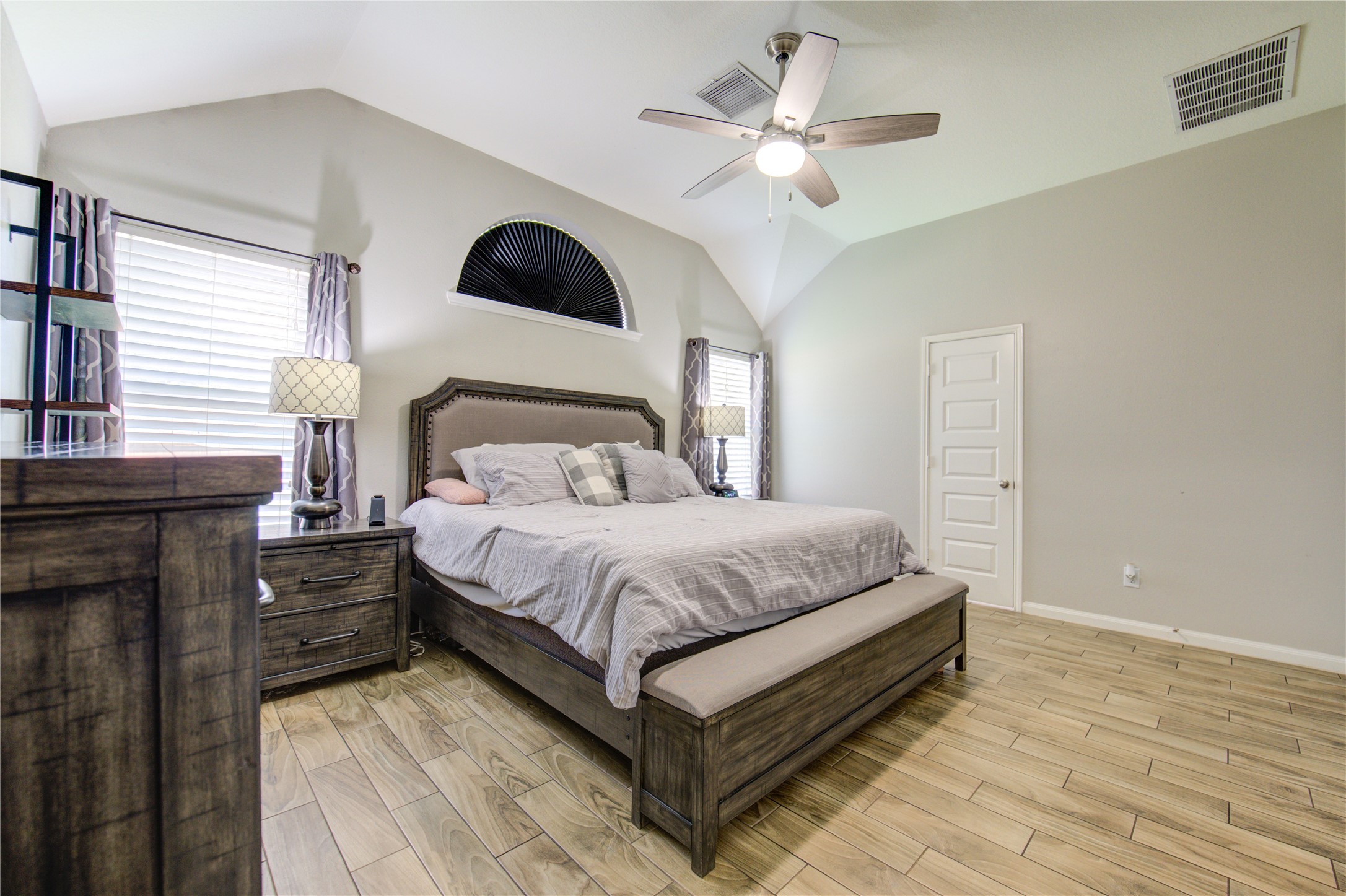 20735 Bandrock Terrace Property Photo 32