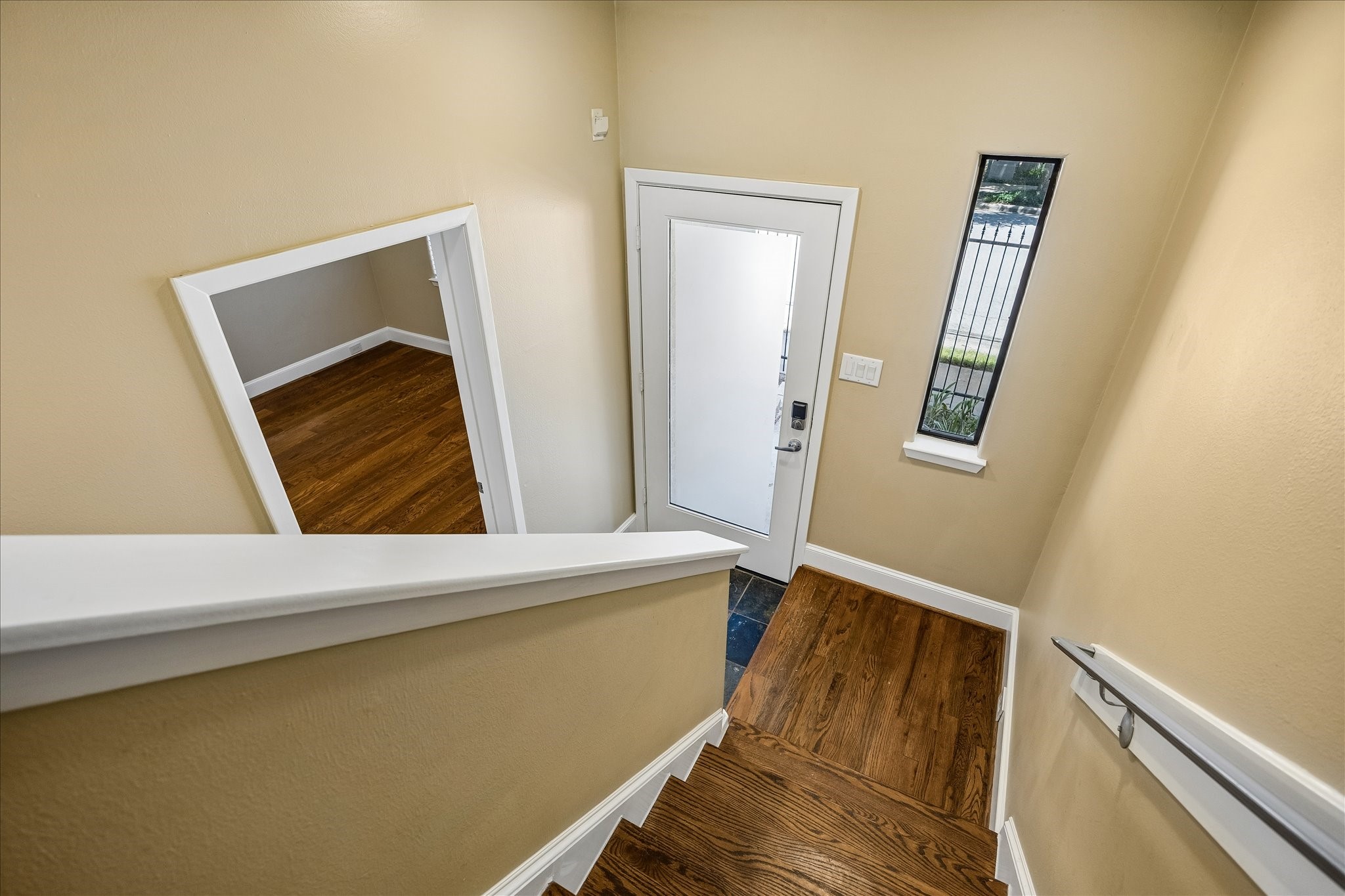405 Jackson Hill Street Property Photo 14