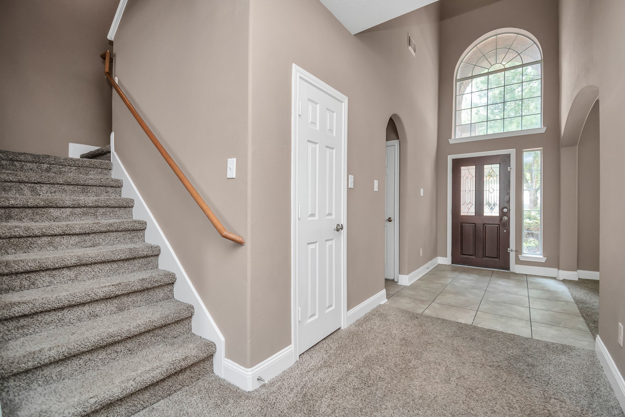 1914 Lenora Court Property Photo 24