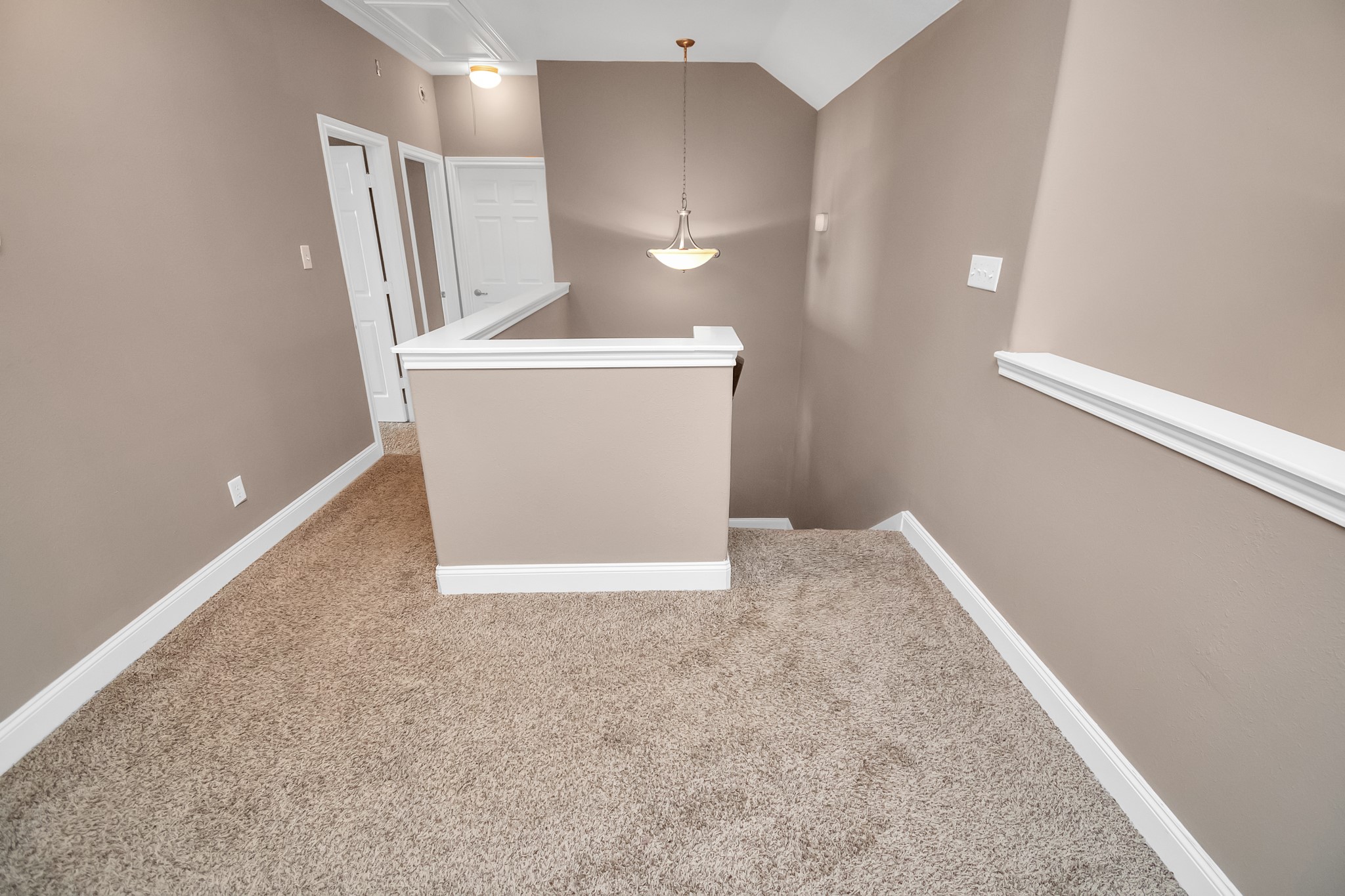 1914 Lenora Court Property Photo 26