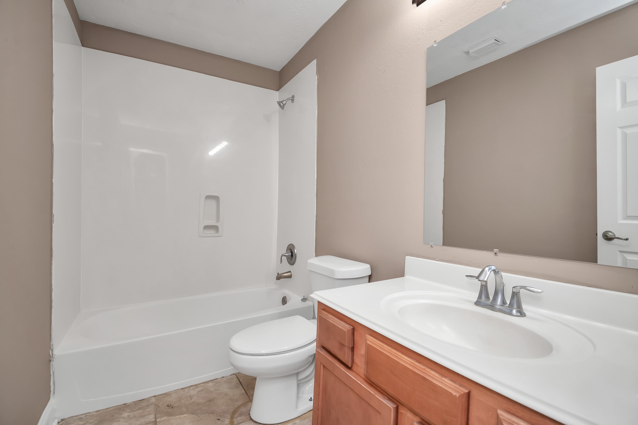 1914 Lenora Court Property Photo 35