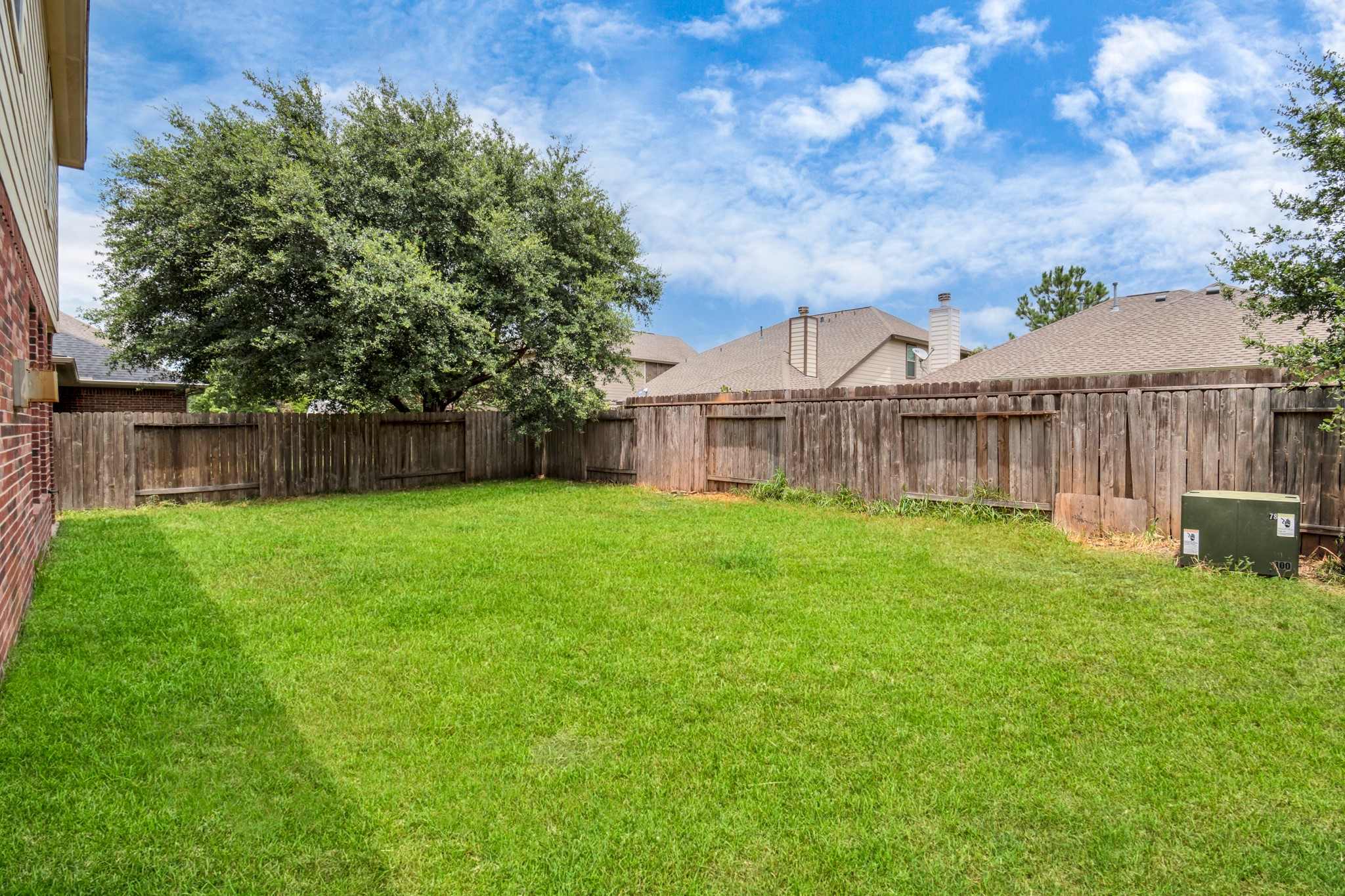1914 Lenora Court Property Photo 37