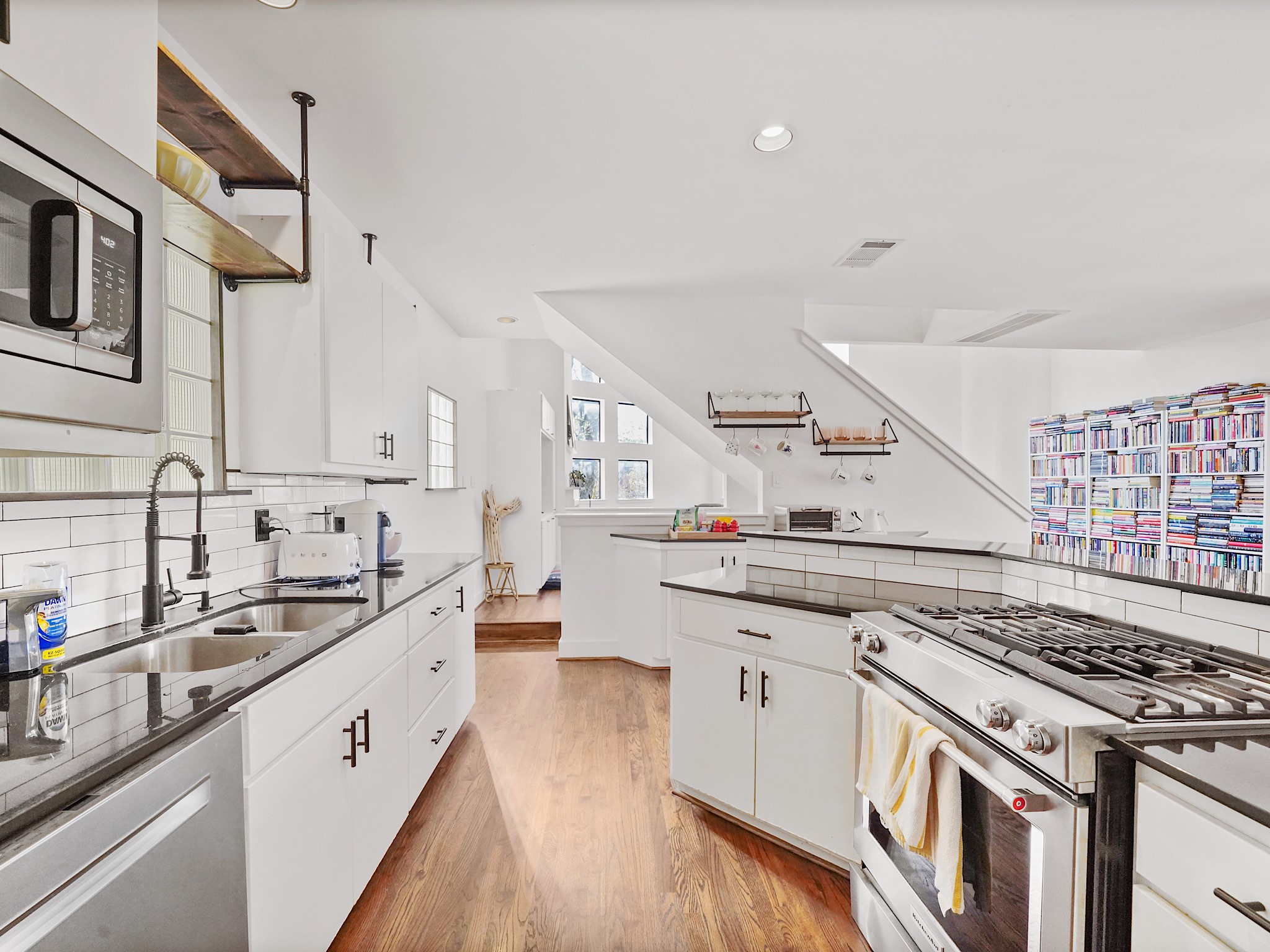 1231 Jackson Boulevard Property Photo 12
