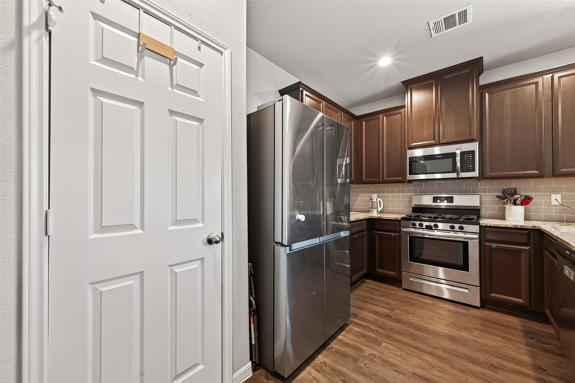 10535 Amador Peak Drive Property Photo 10
