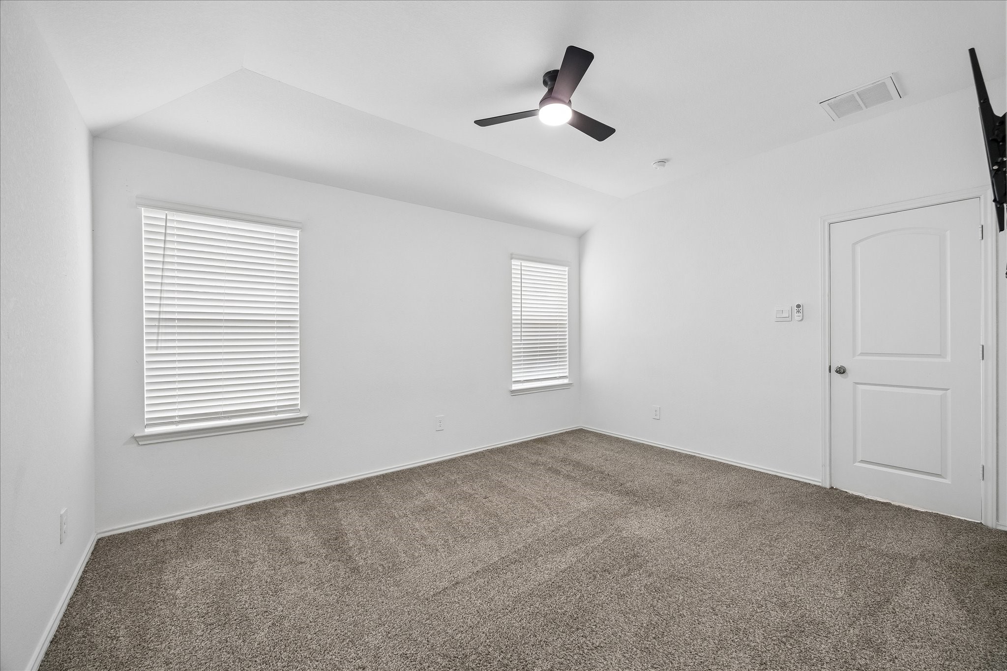 16691 Lonely Pines Drive Property Photo 17