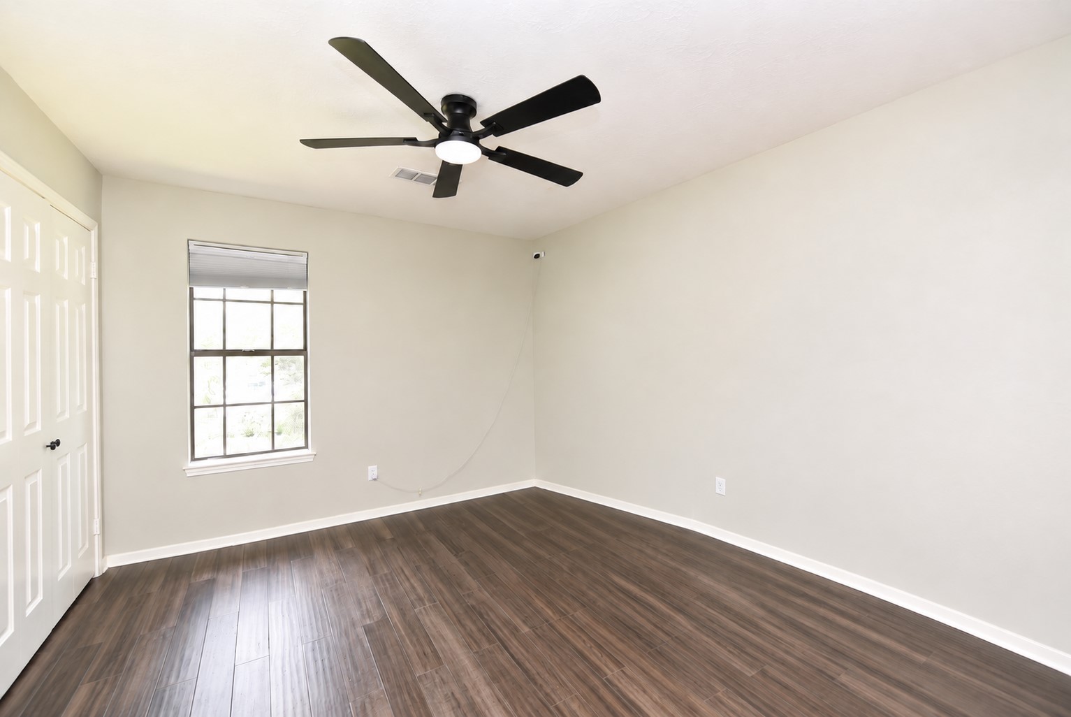 1110 Lake Estates Drive Property Photo 32